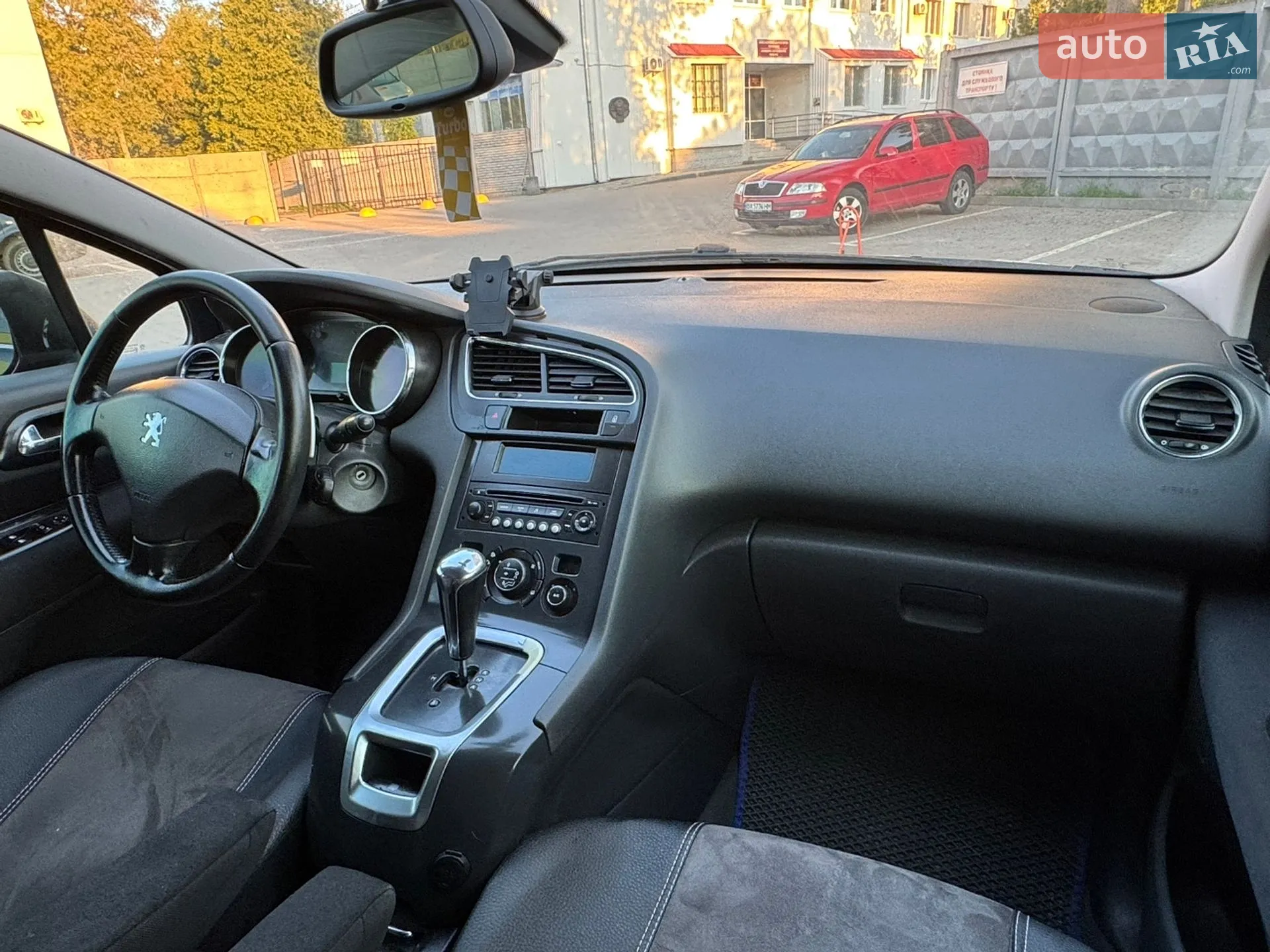 2010 Peugeot 5008 - мініатюра 15