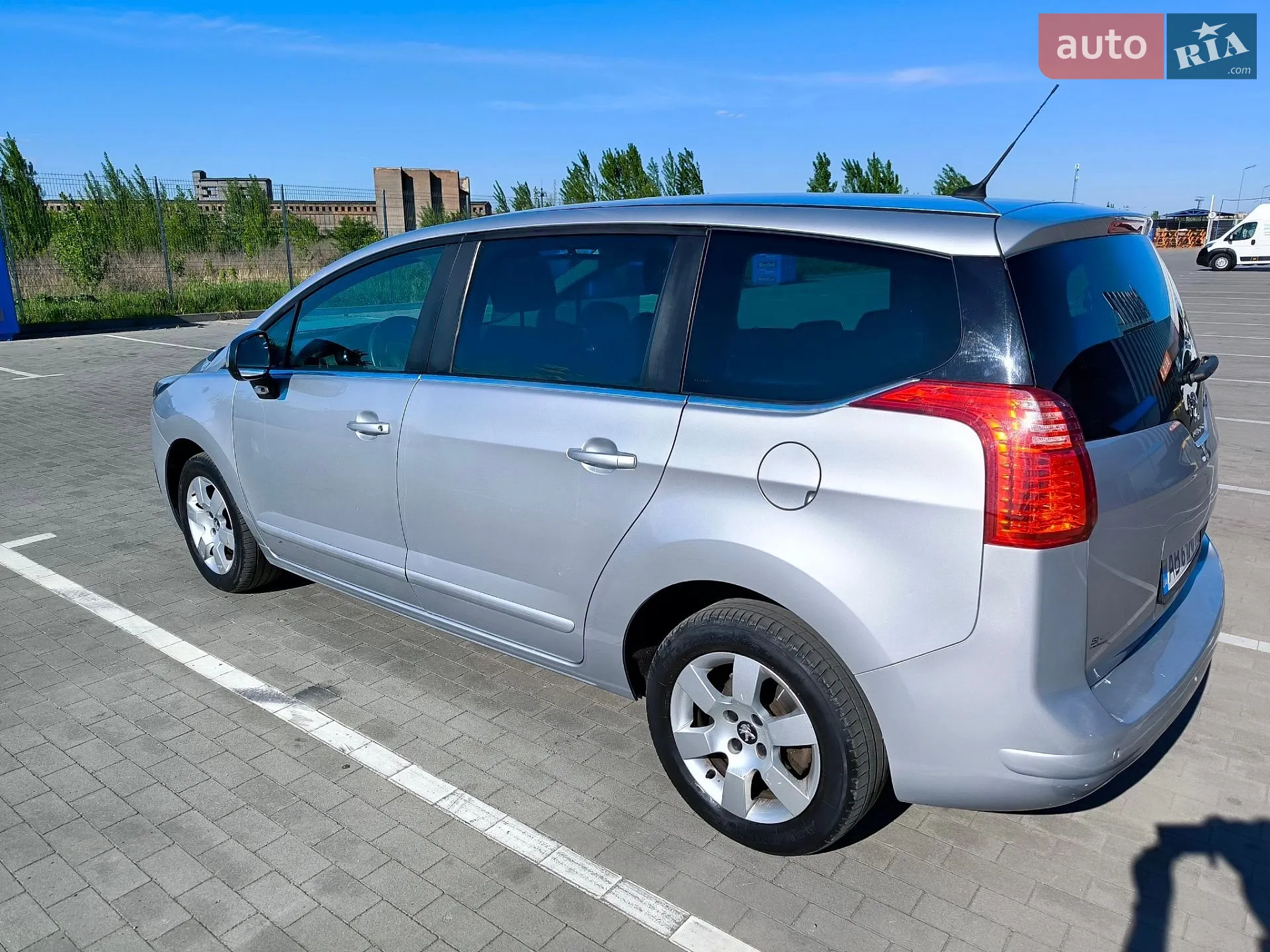 2016 Peugeot 5008 - мініатюра 7