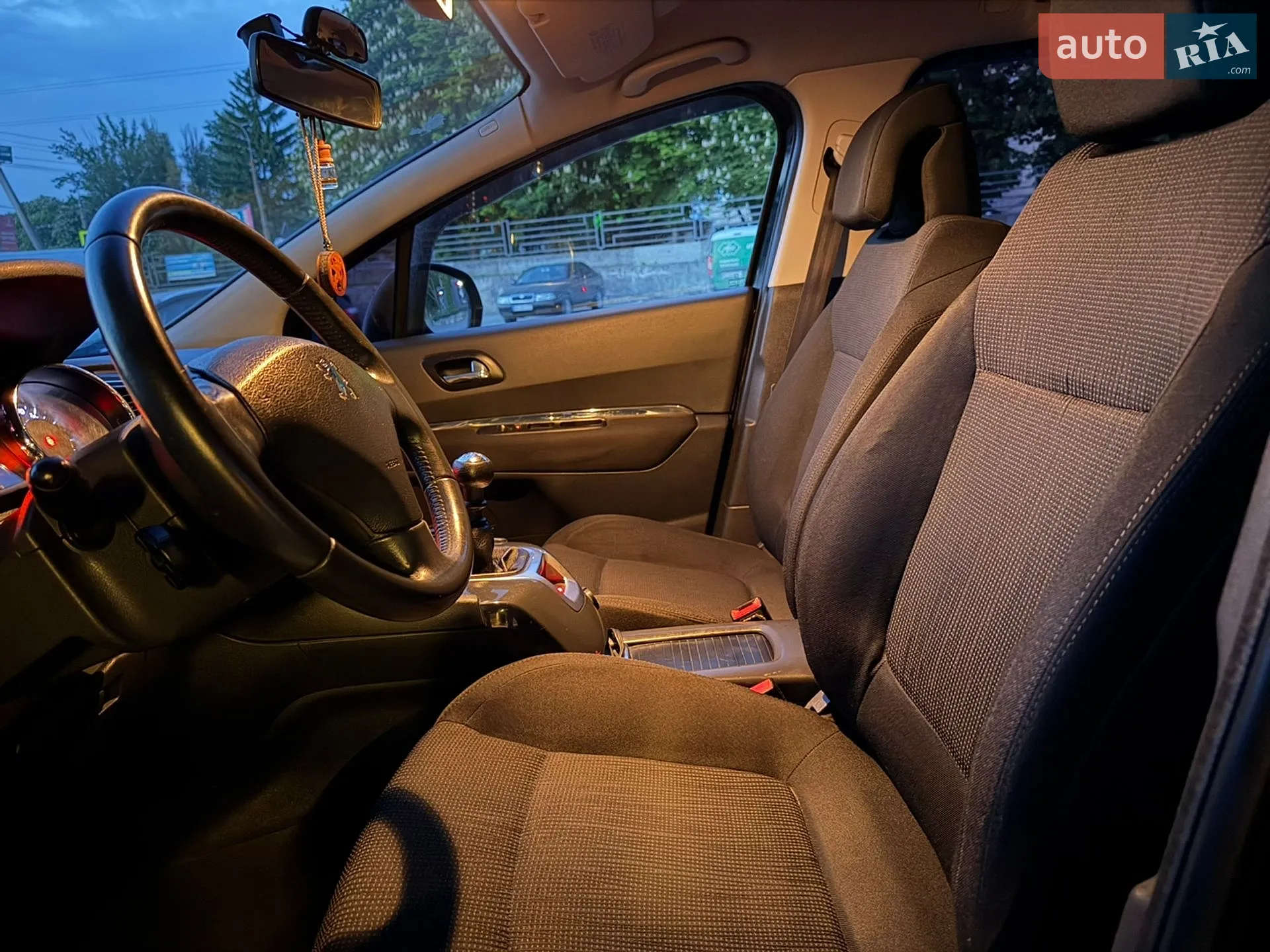 2010 Peugeot 5008 - мініатюра 44