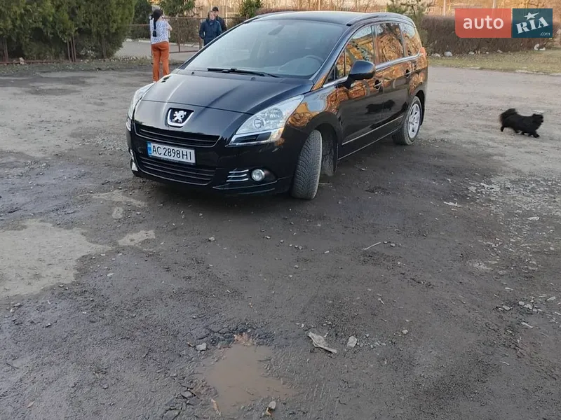 Peugeot 5008