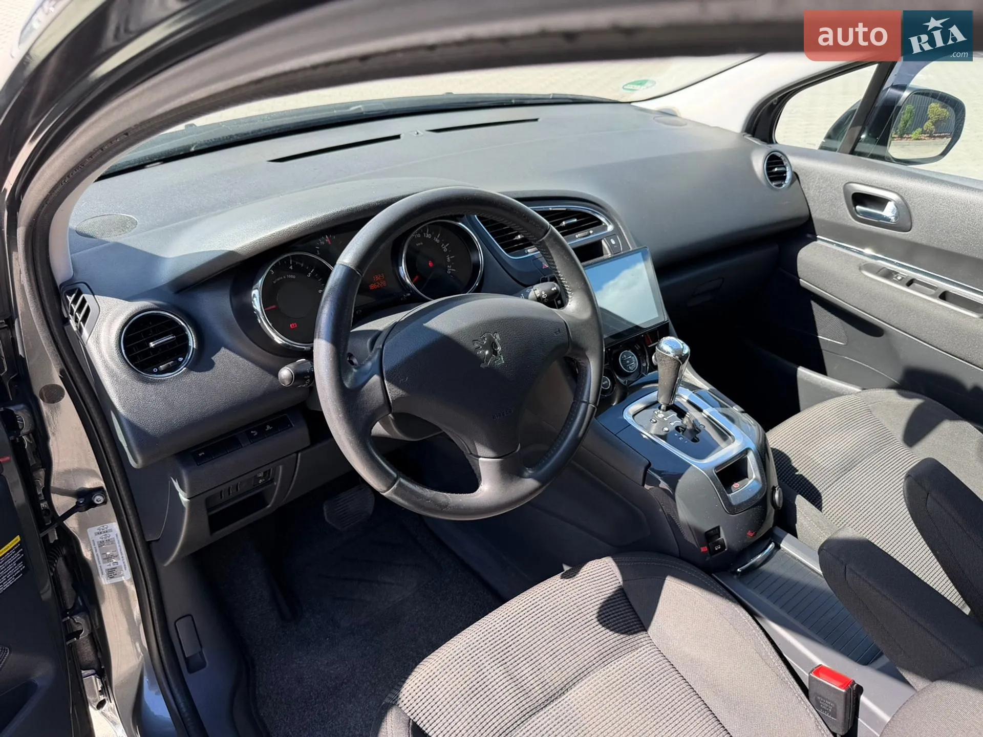 2010 Peugeot 5008 - мініатюра 16