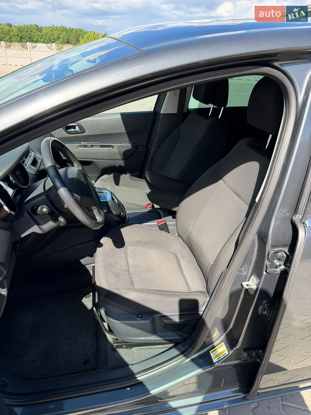 2010 Peugeot 5008 - мініатюра 17