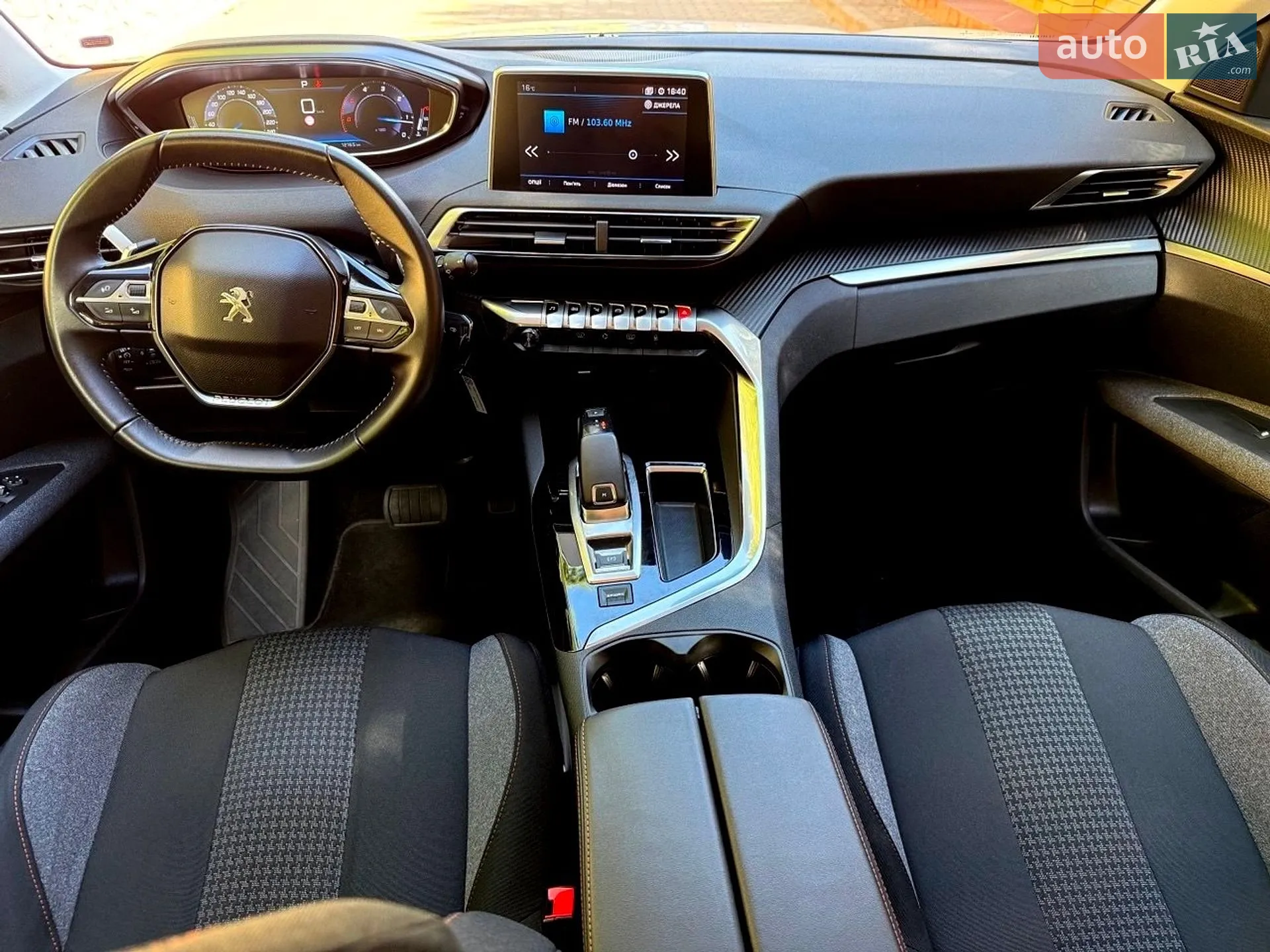 2019 Peugeot 5008 - мініатюра 16