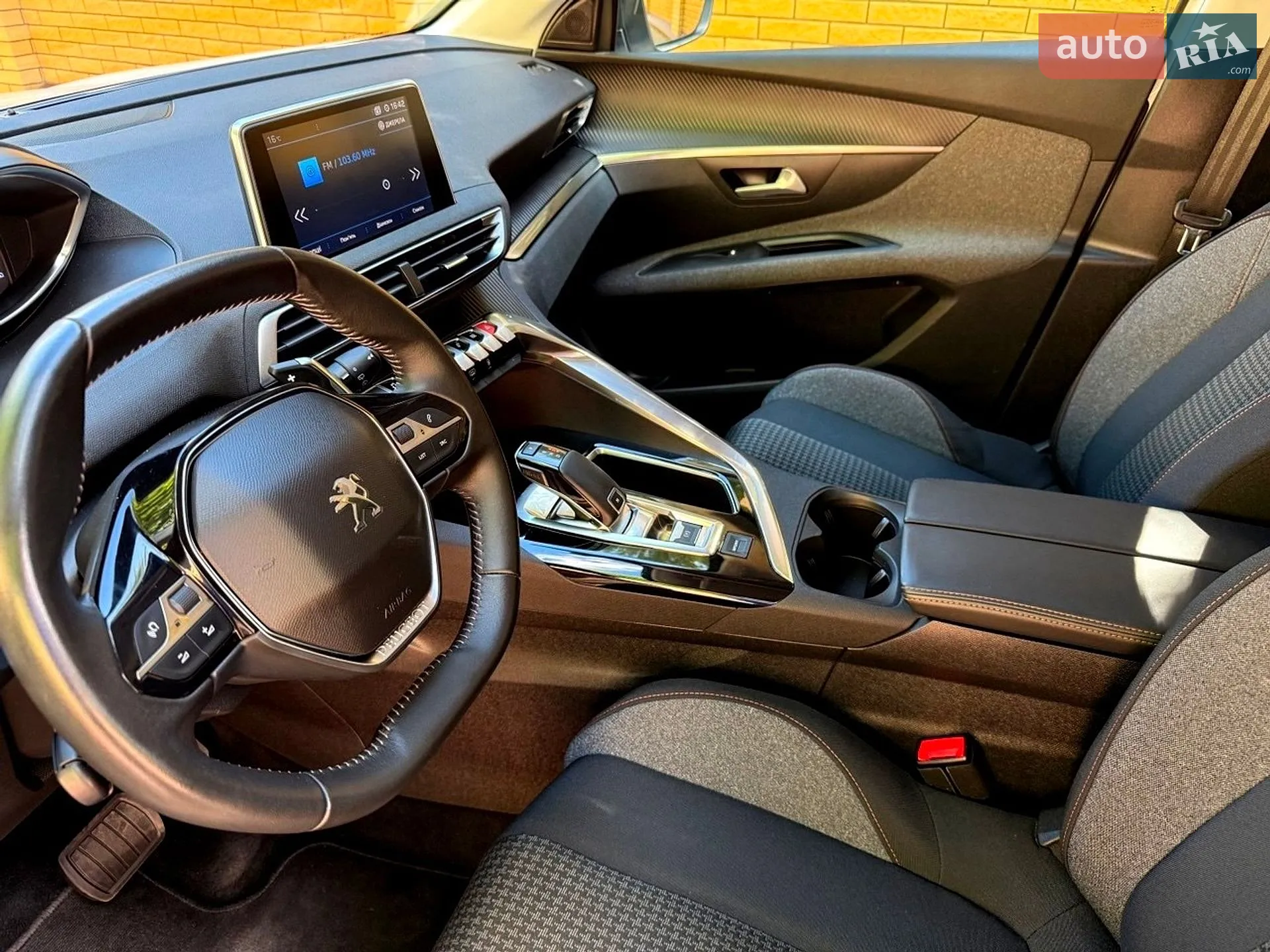 2019 Peugeot 5008 - мініатюра 26