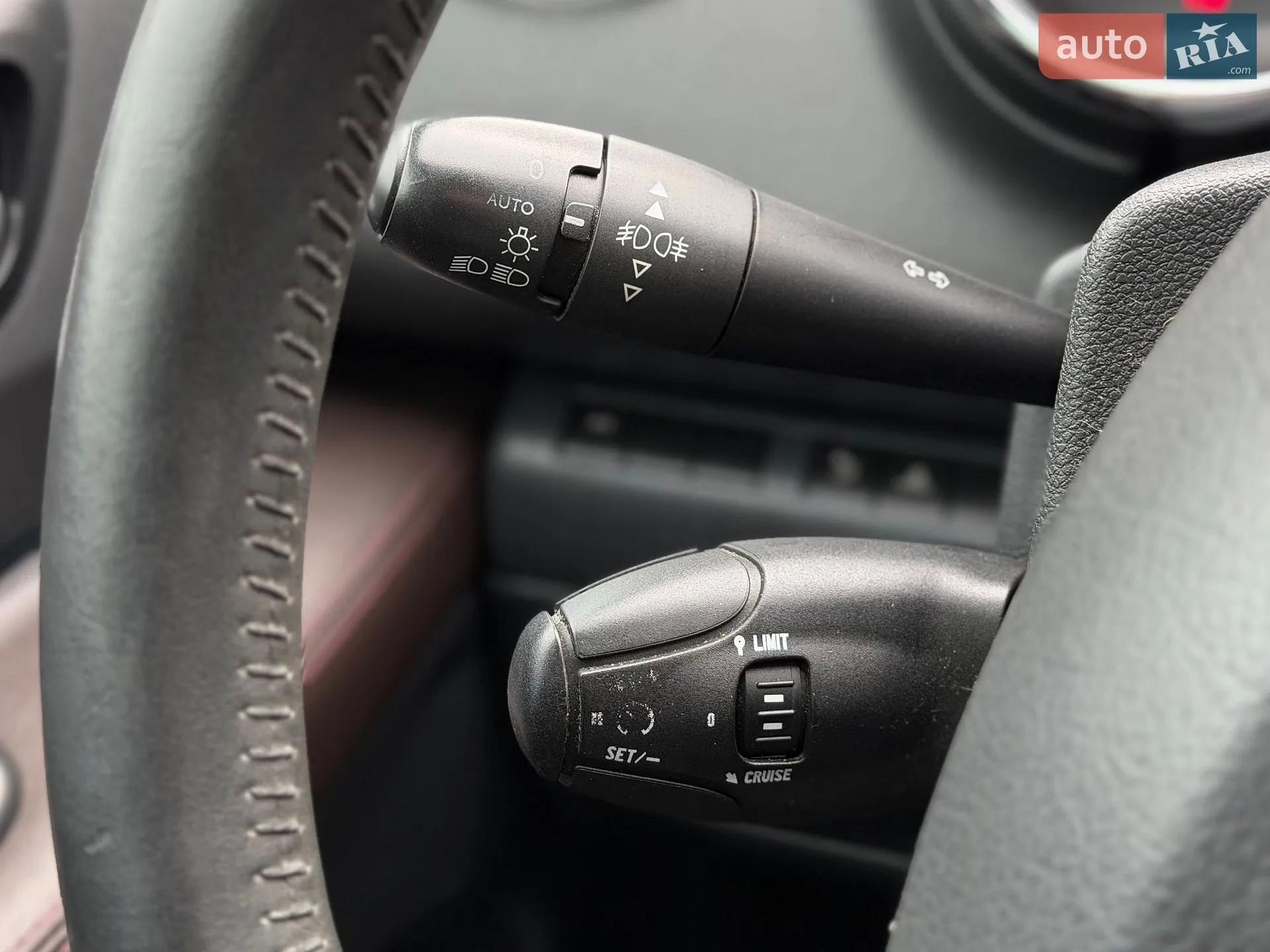 2010 Peugeot 5008 - мініатюра 36