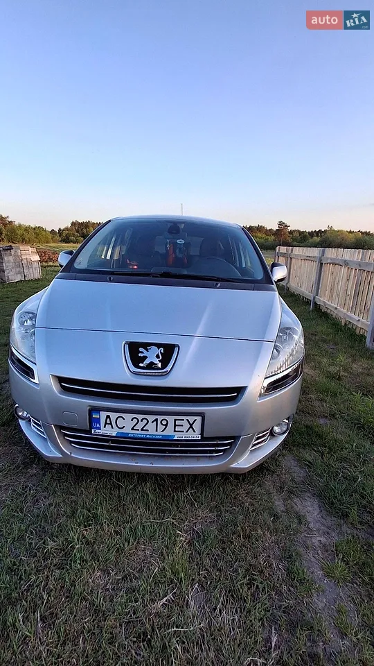 2011 Peugeot 5008 - мініатюра 10