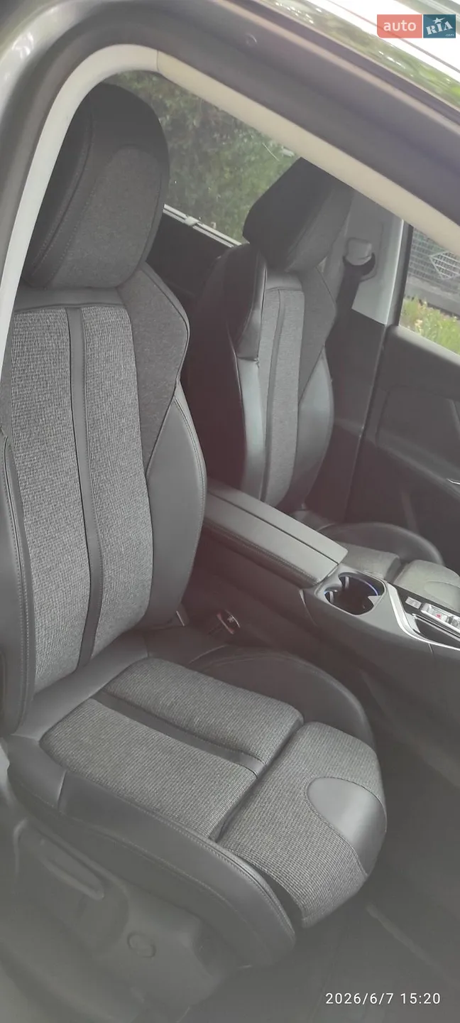 2017 Peugeot 5008 - мініатюра 18