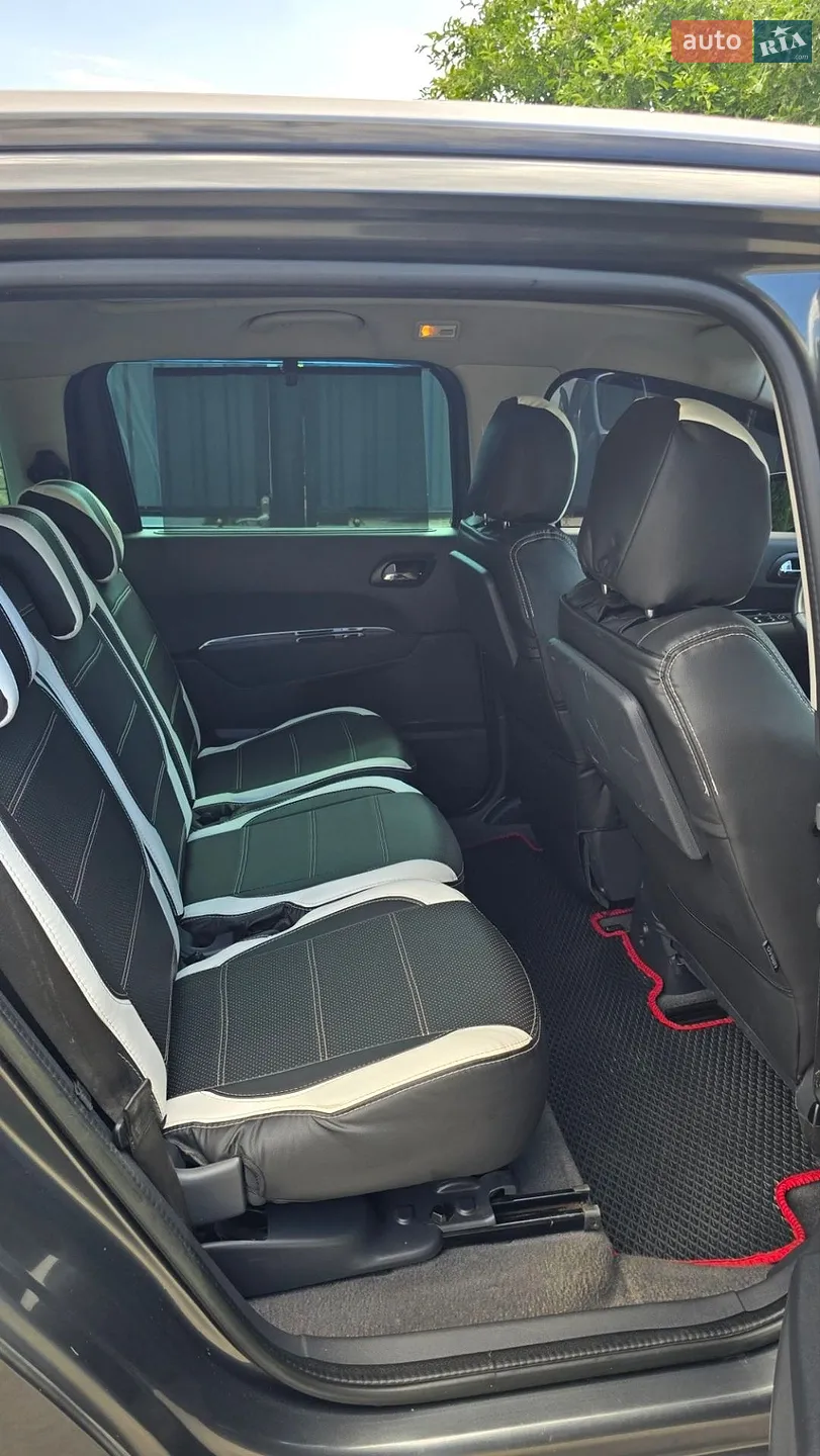 2014 Peugeot 5008 - мініатюра 3