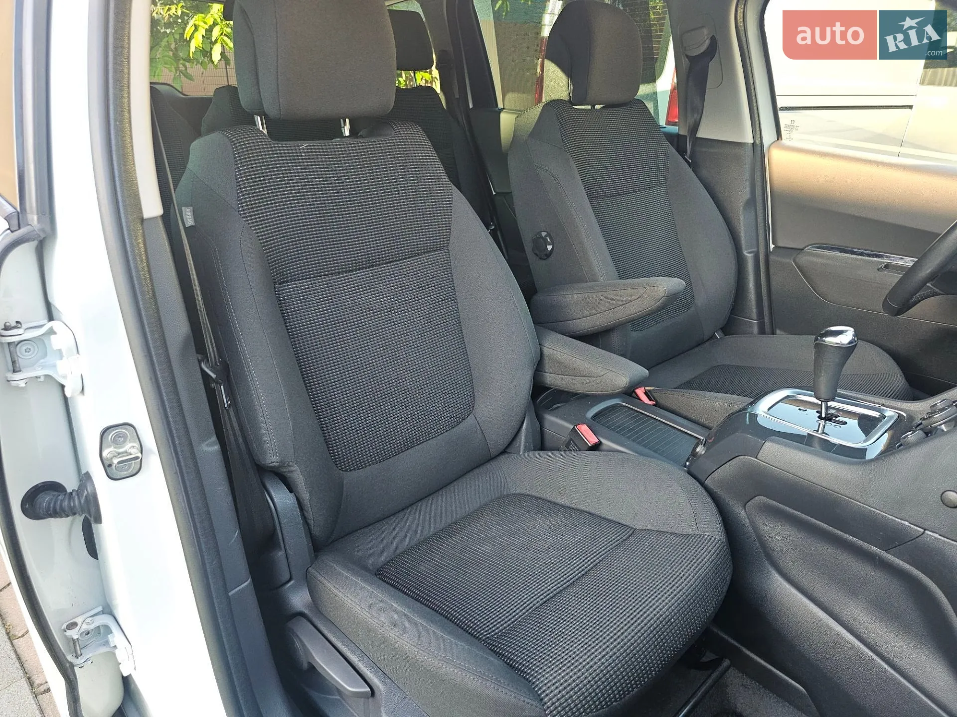 2014 Peugeot 5008 - мініатюра 31