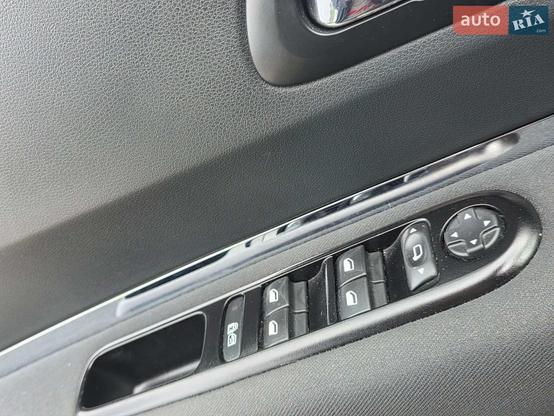 Peugeot 5008 2014 VIN VF30A9HD8ES013105 фото оголошення 21 з 32