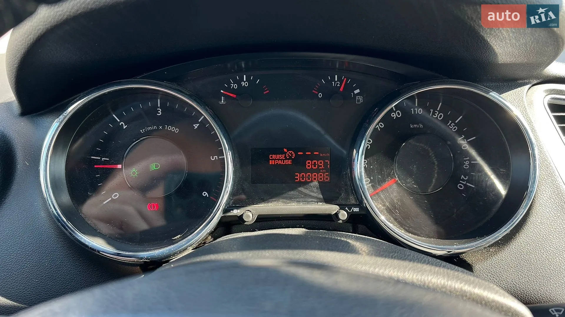 2011 Peugeot 5008 - мініатюра 10