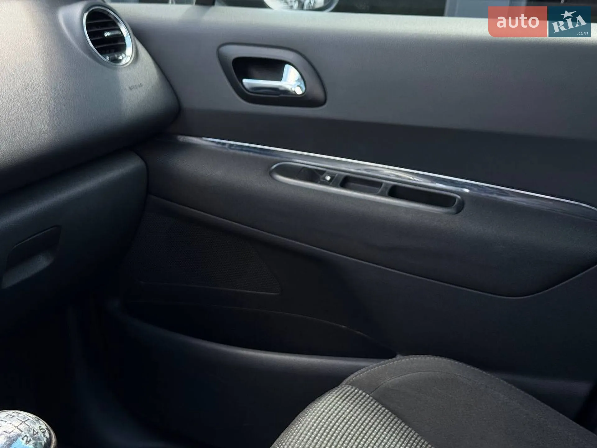 2010 Peugeot 5008 - мініатюра 21