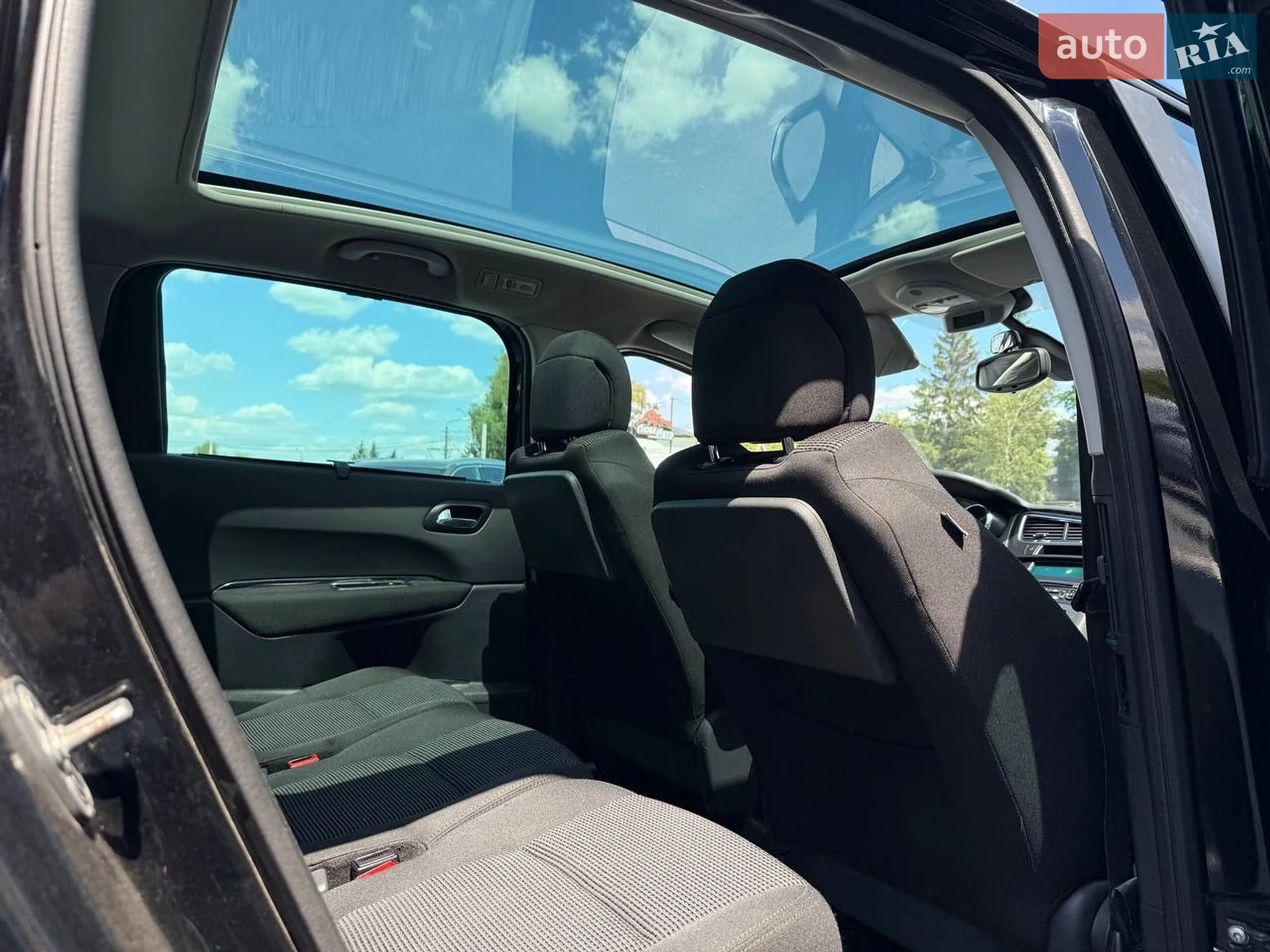 2010 Peugeot 5008 - мініатюра 28