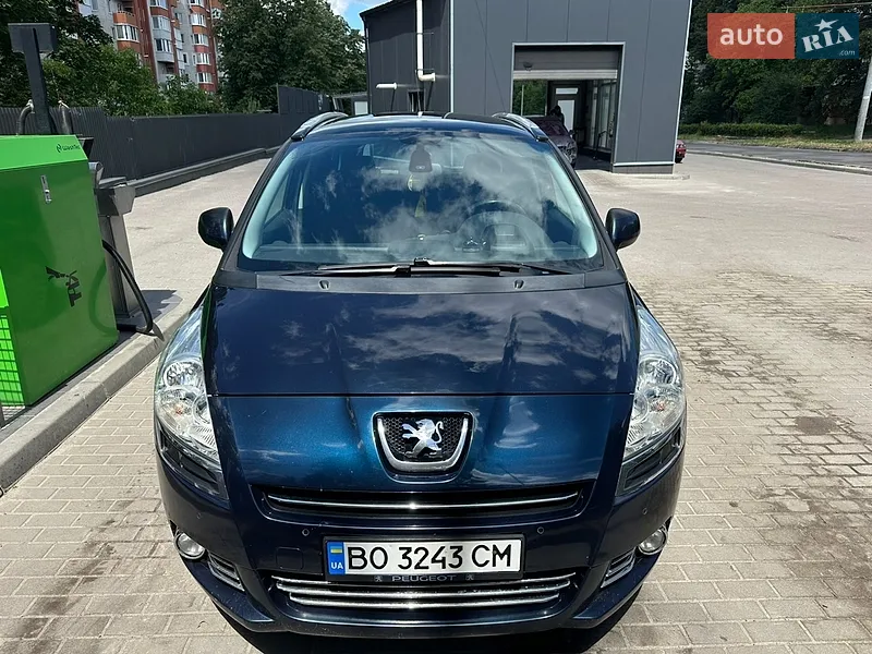 Peugeot 5008