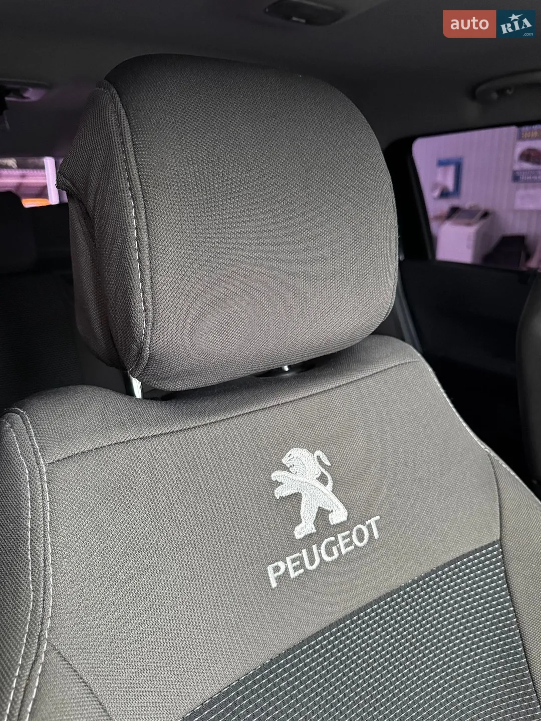 2011 Peugeot 5008 - мініатюра 28