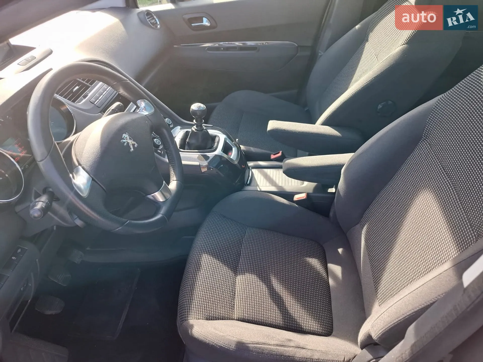 2015 Peugeot 5008 - мініатюра 14