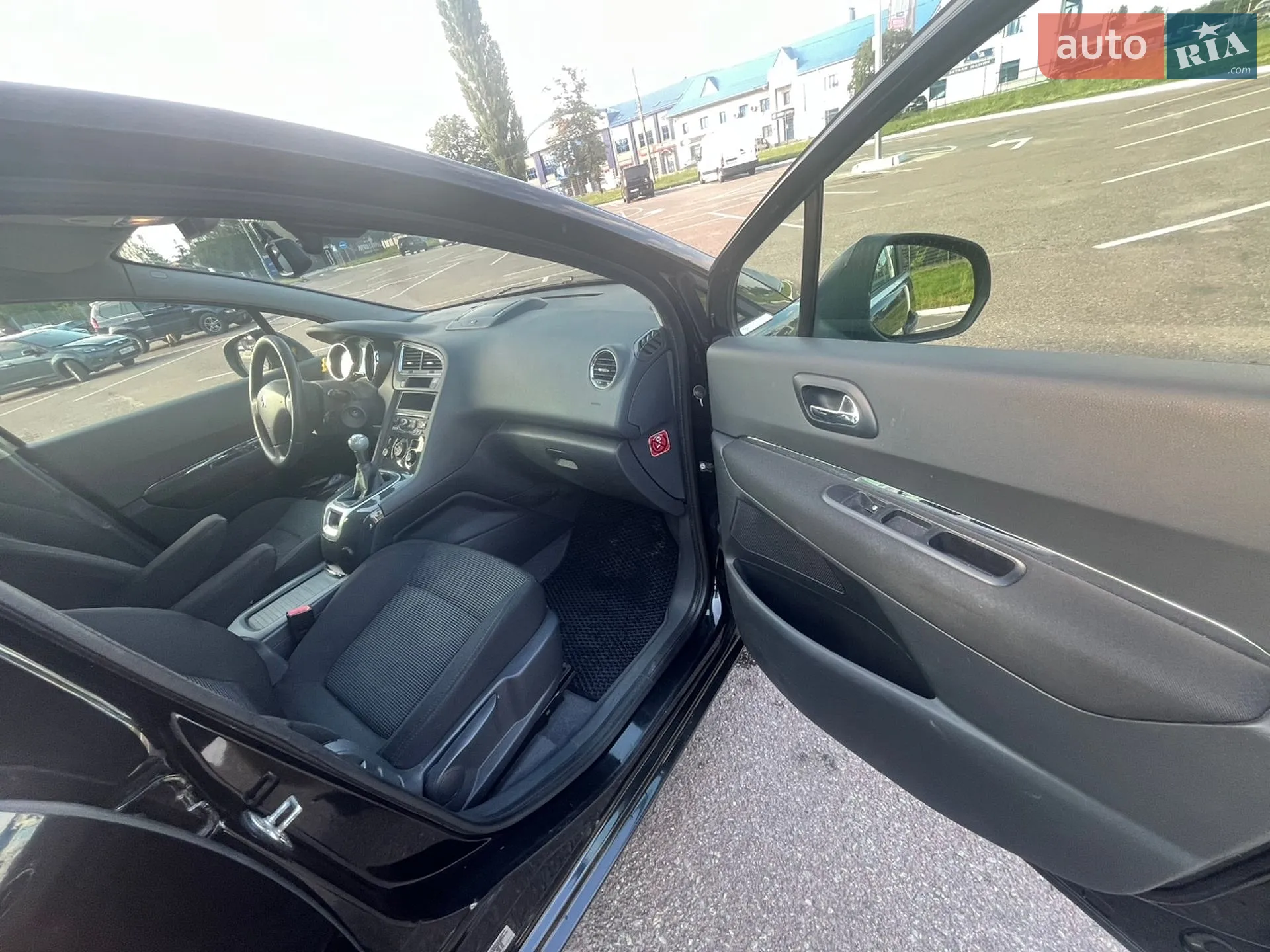 2010 Peugeot 5008 - мініатюра 16