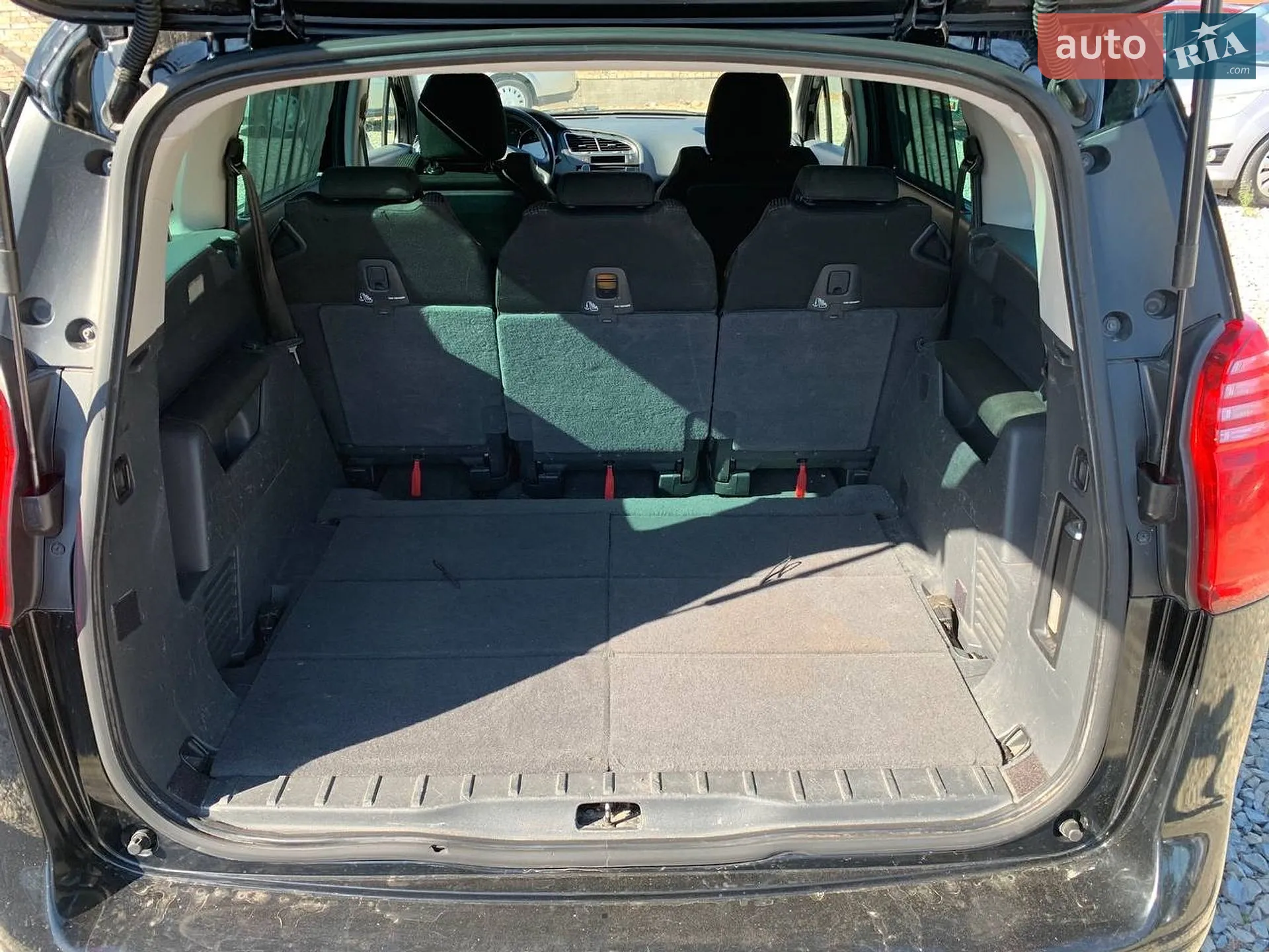 2010 Peugeot 5008 - мініатюра 31
