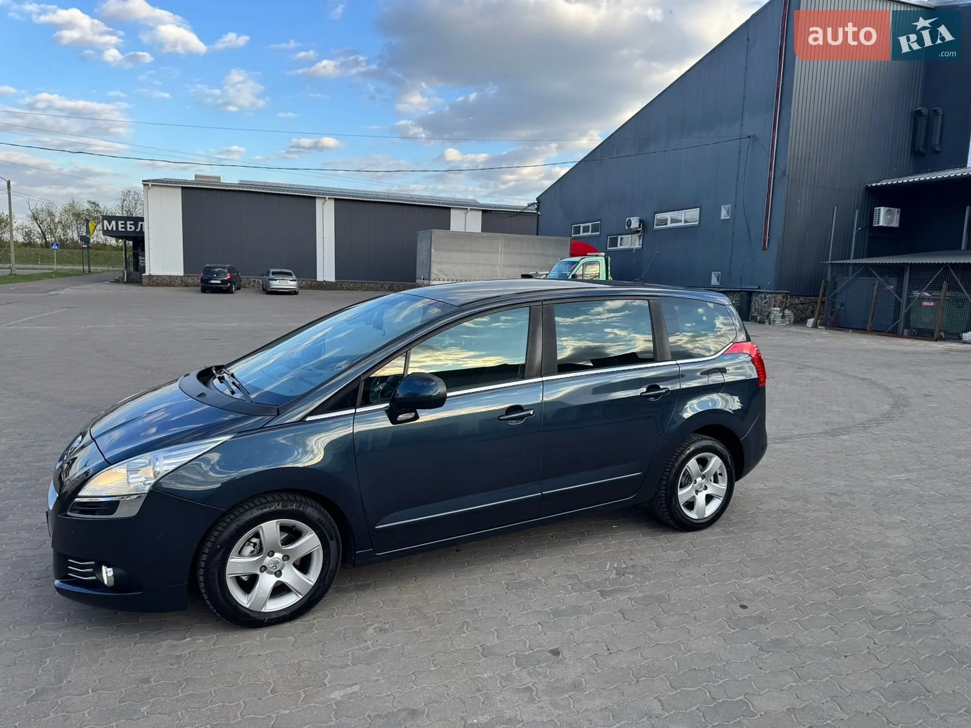 2012 Peugeot 5008 - мініатюра 26