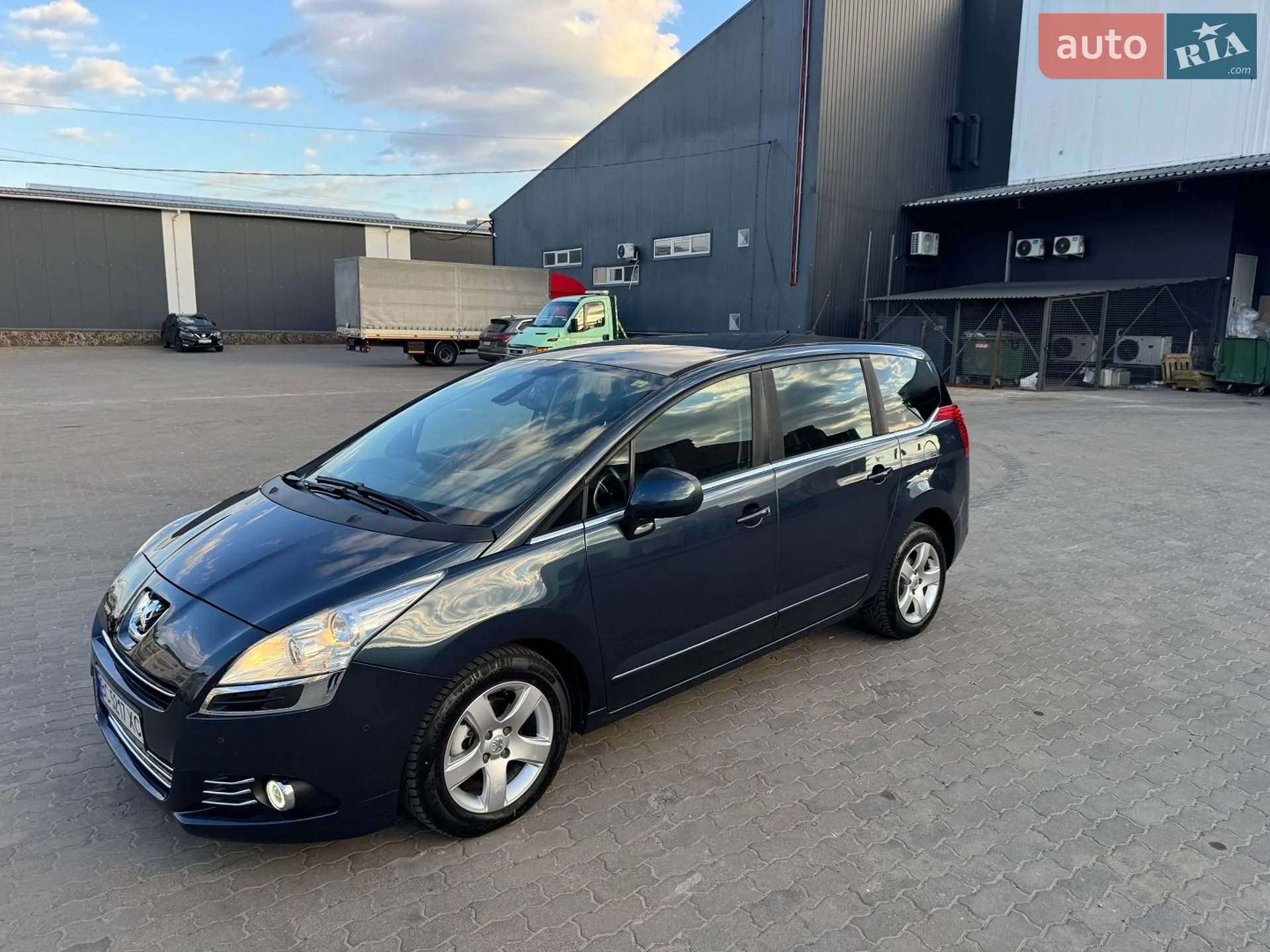 2012 Peugeot 5008 - мініатюра 31