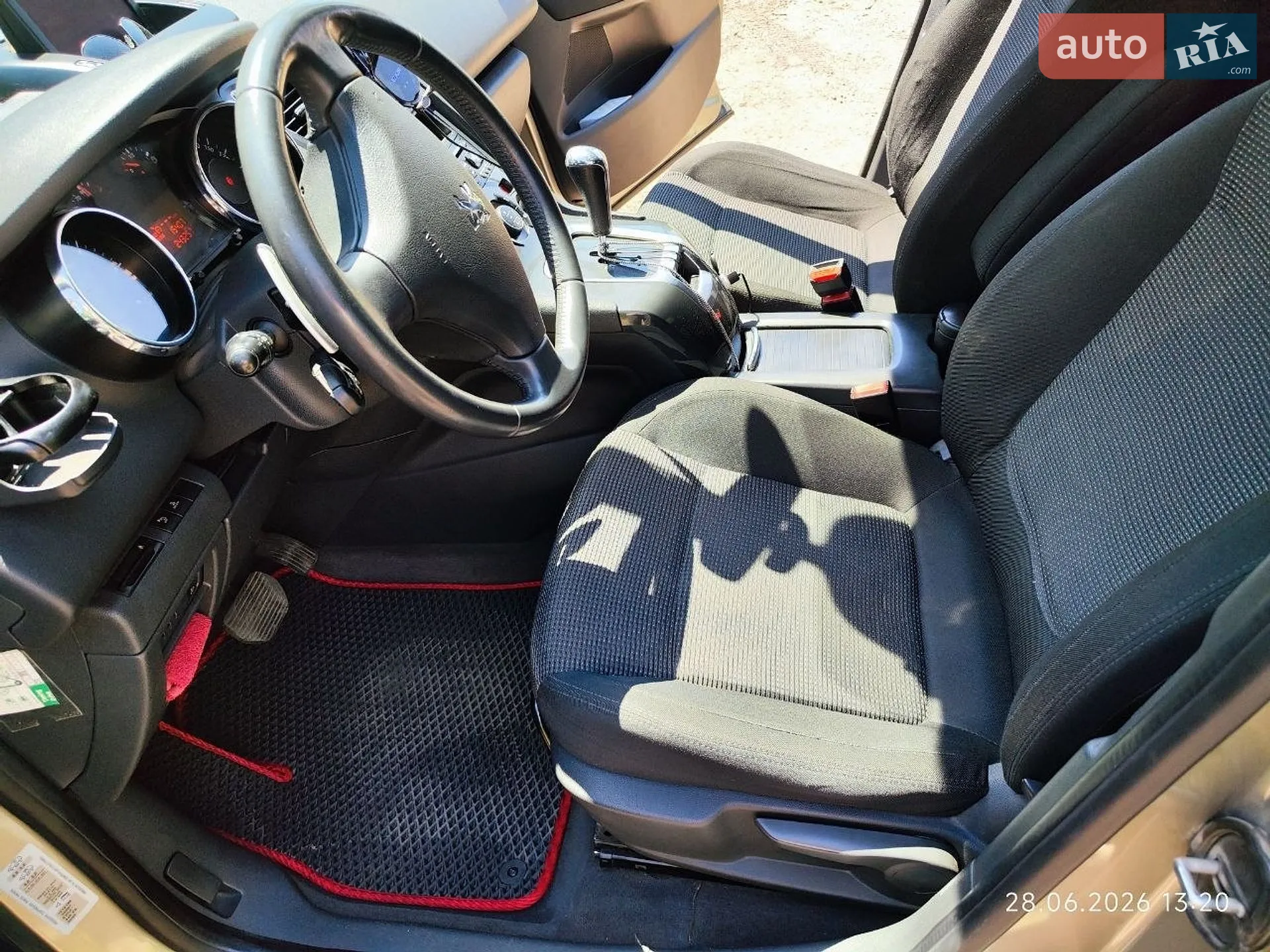 2010 Peugeot 5008 - мініатюра 9