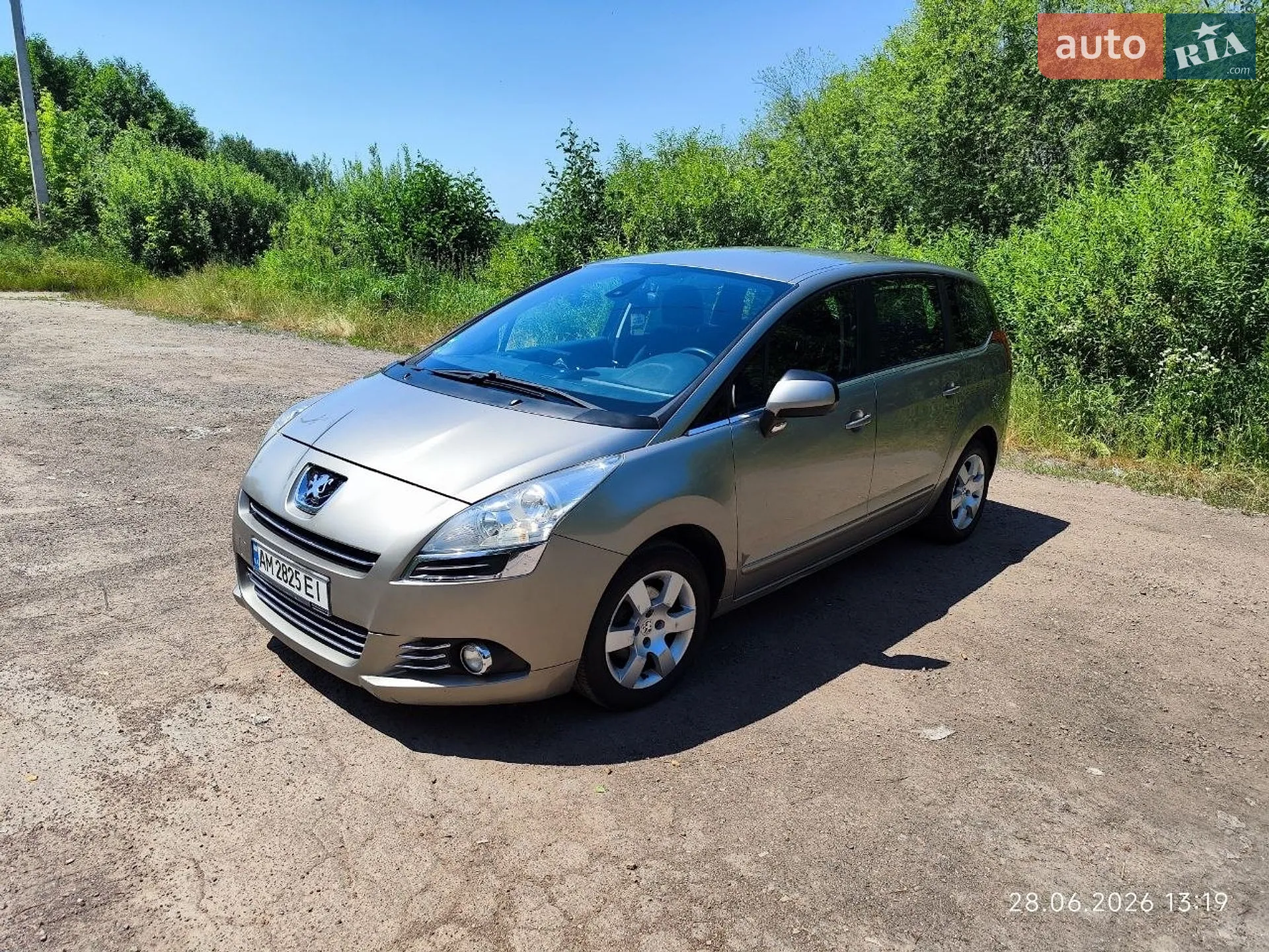 2010 Peugeot 5008 - фото 1