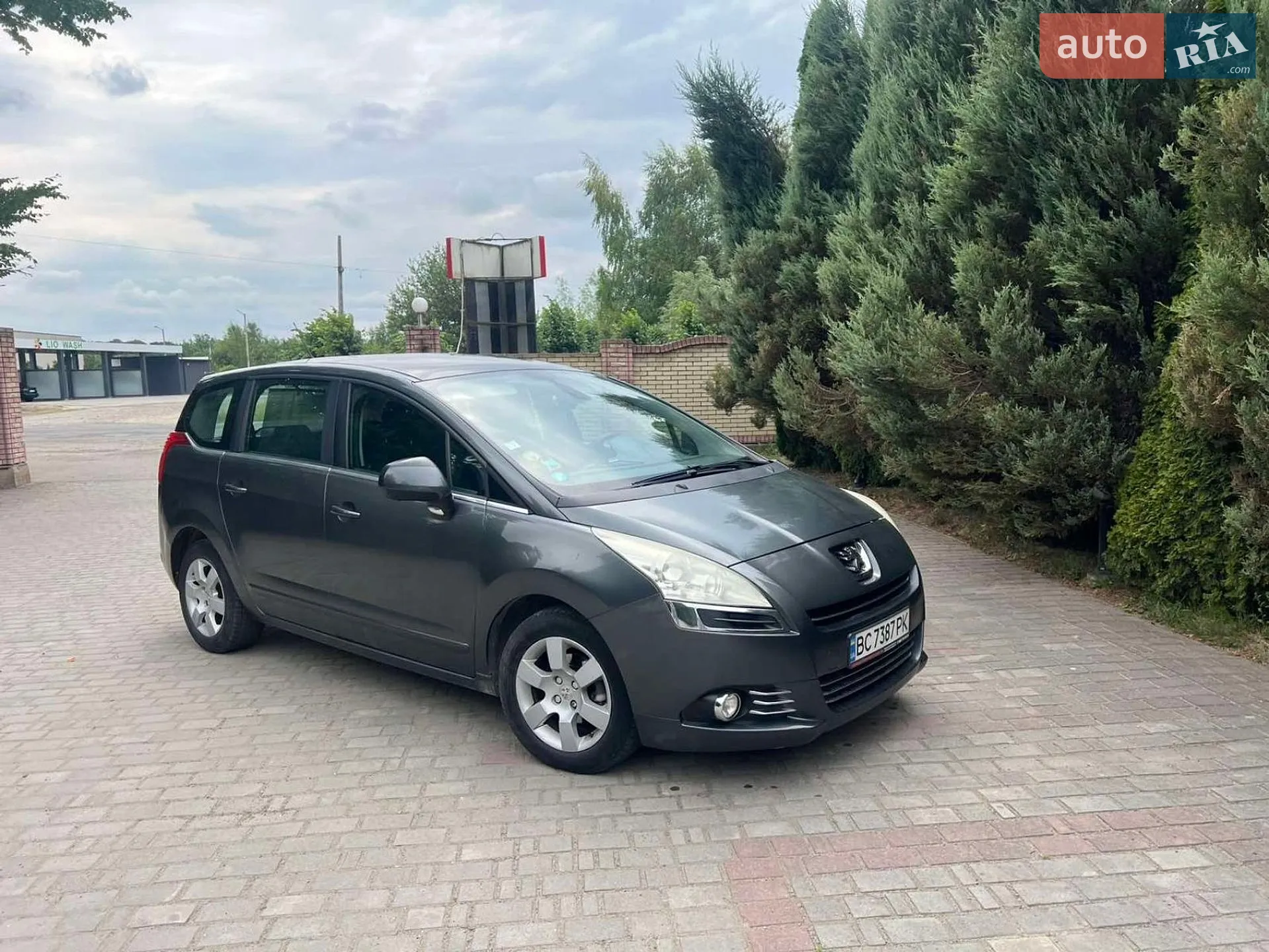 2011 Peugeot 5008 - фото 1