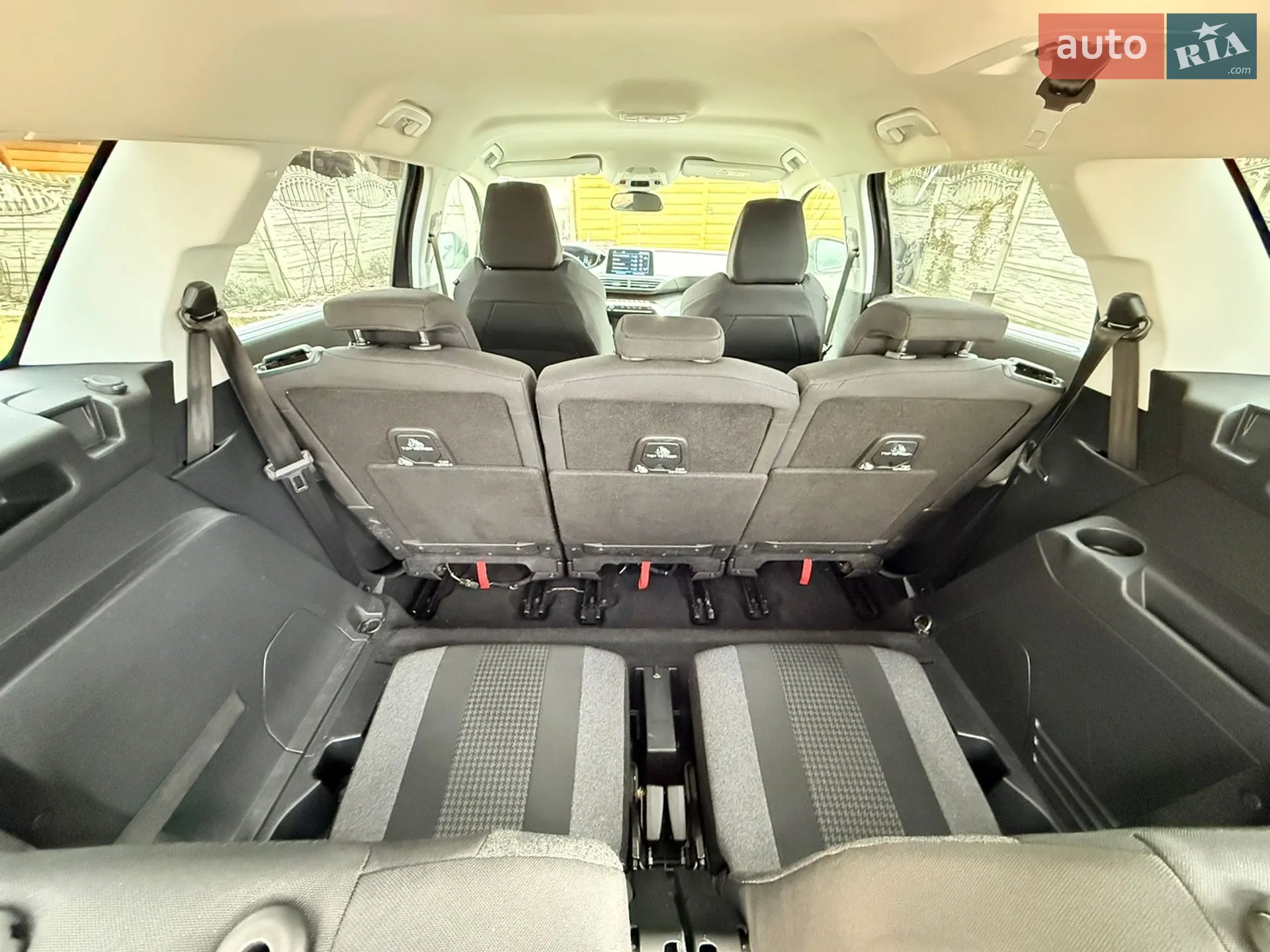 2017 Peugeot 5008 - мініатюра 29