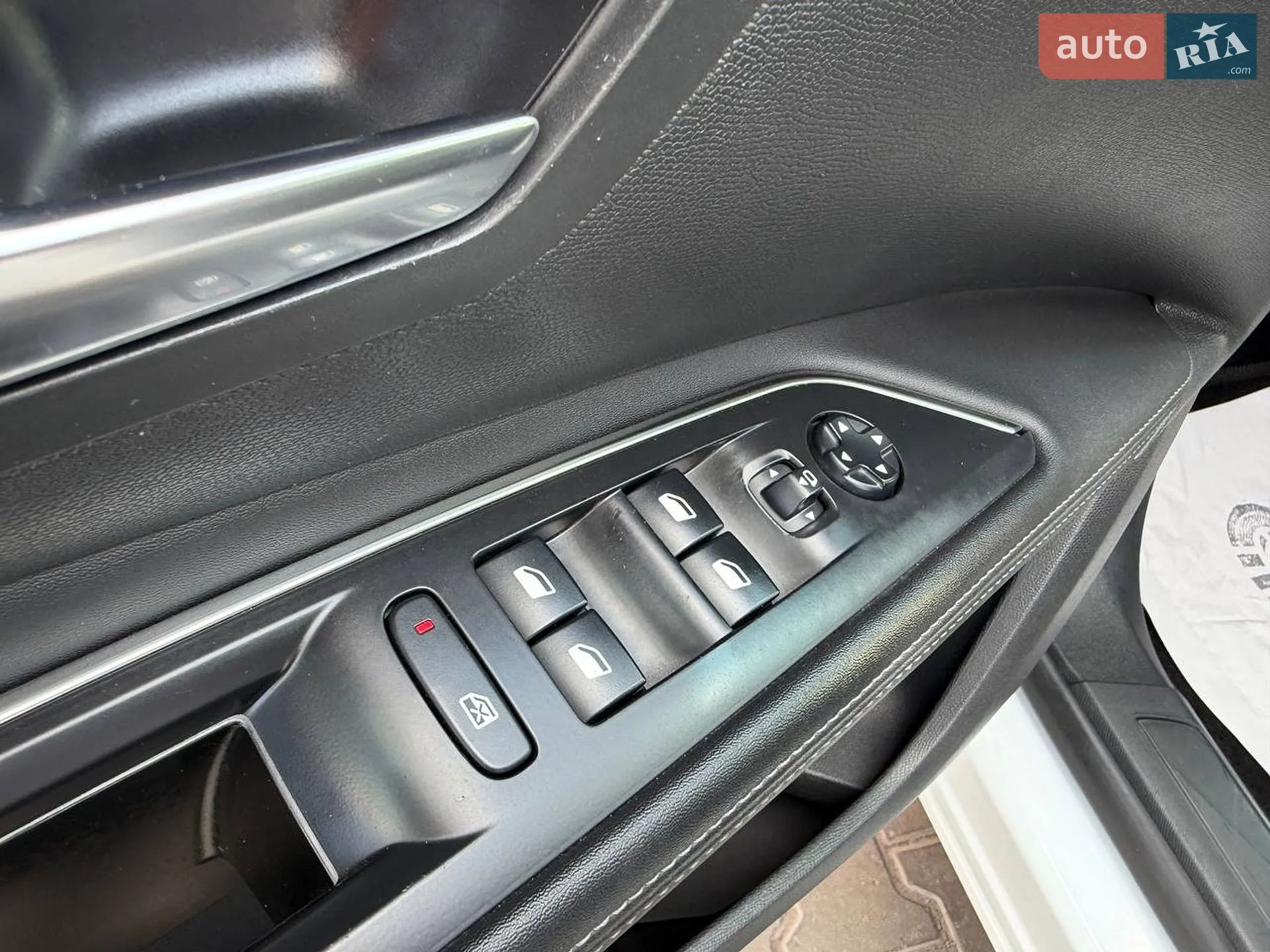 2018 Peugeot 5008 - мініатюра 28