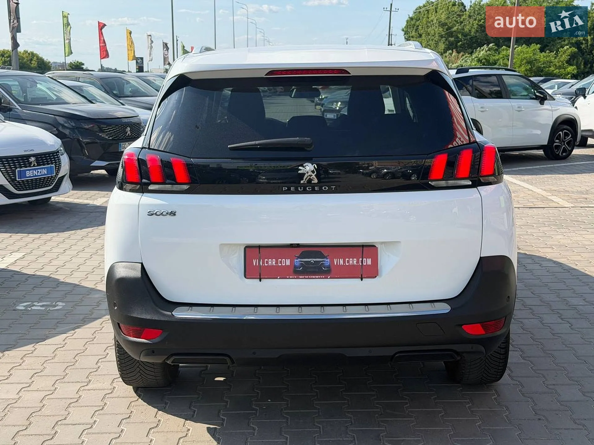 2018 Peugeot 5008 - мініатюра 23