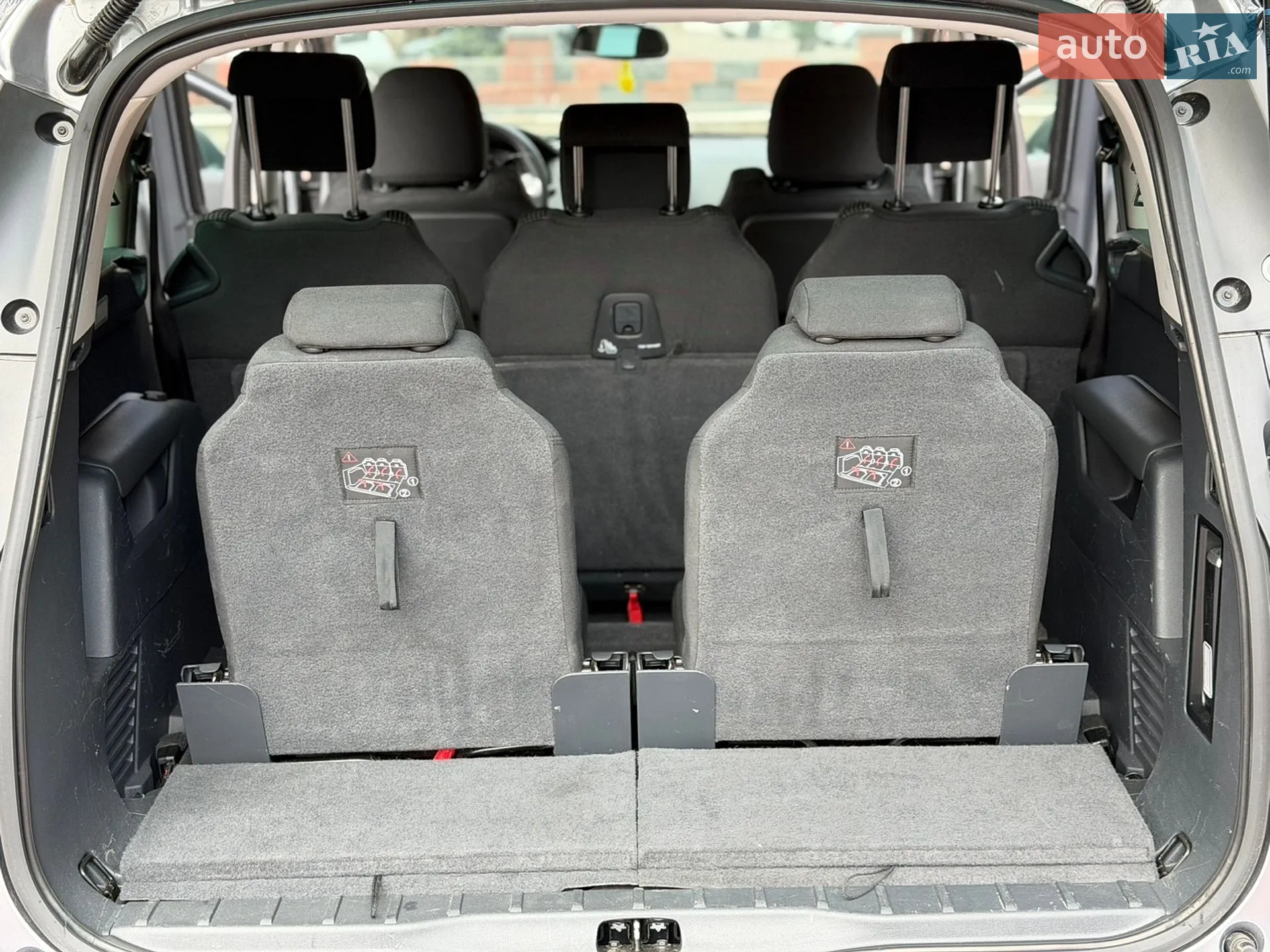 2015 Peugeot 5008 - мініатюра 31
