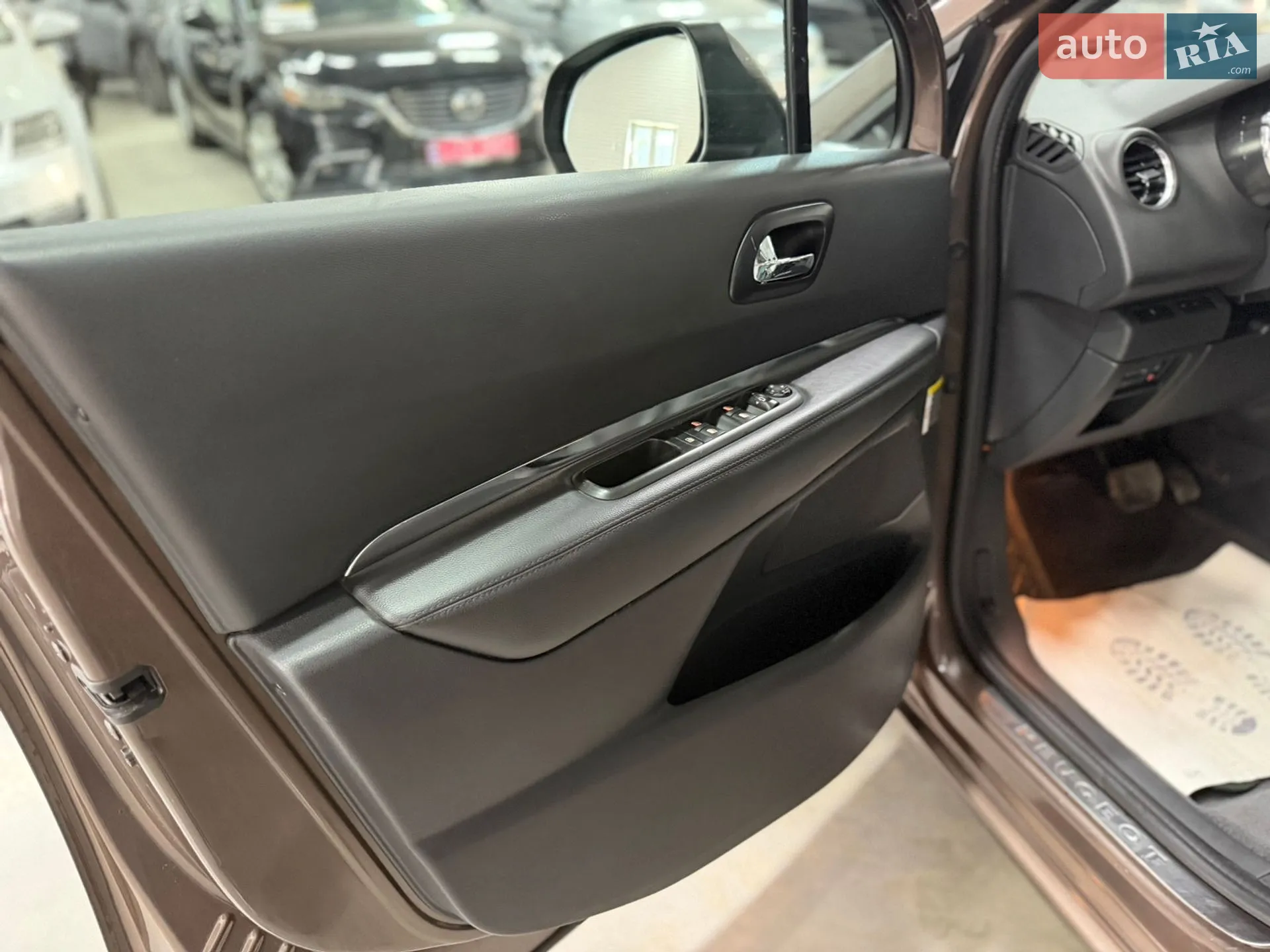 2015 Peugeot 5008 - мініатюра 24