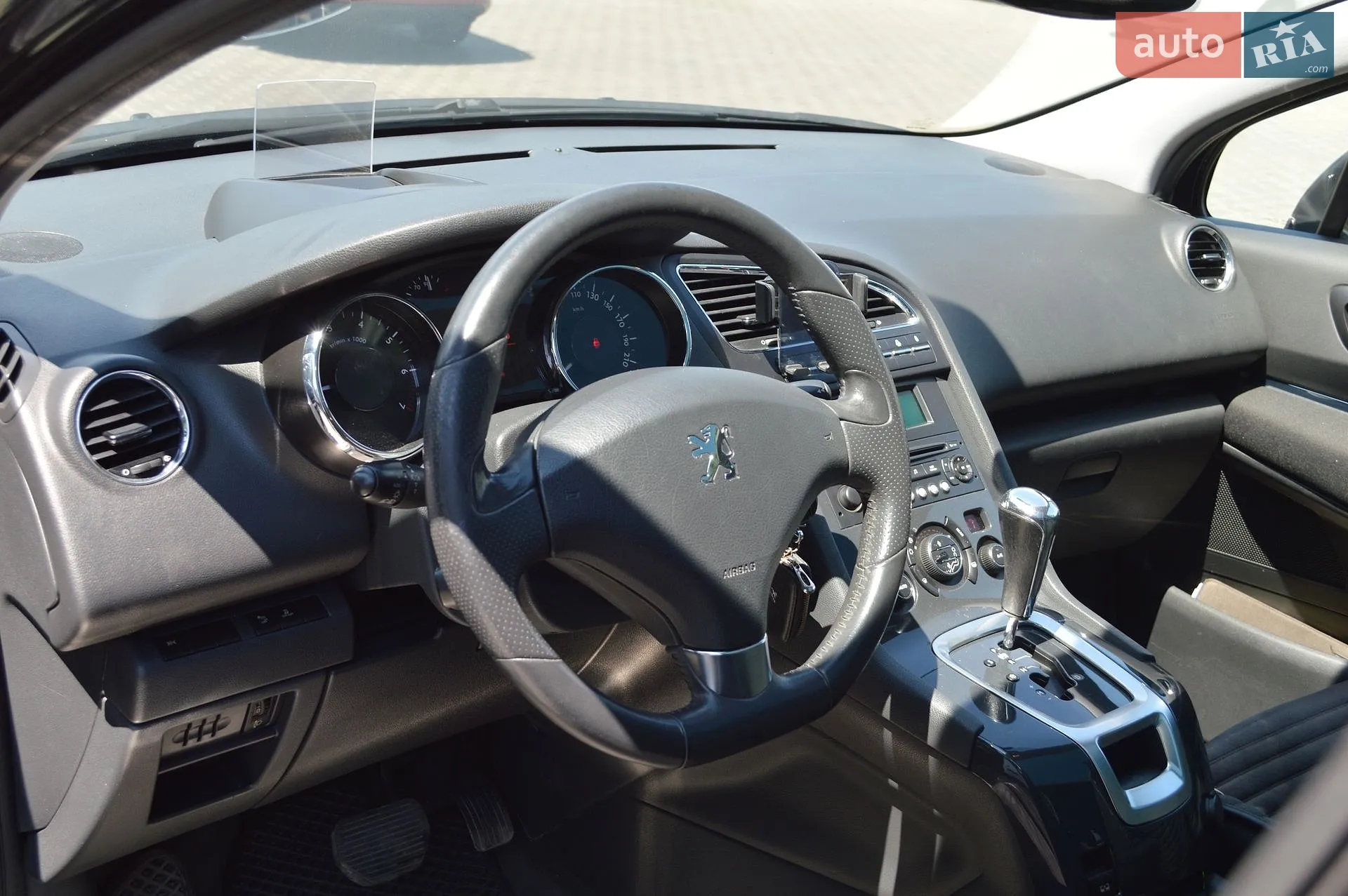 2010 Peugeot 5008 - мініатюра 16