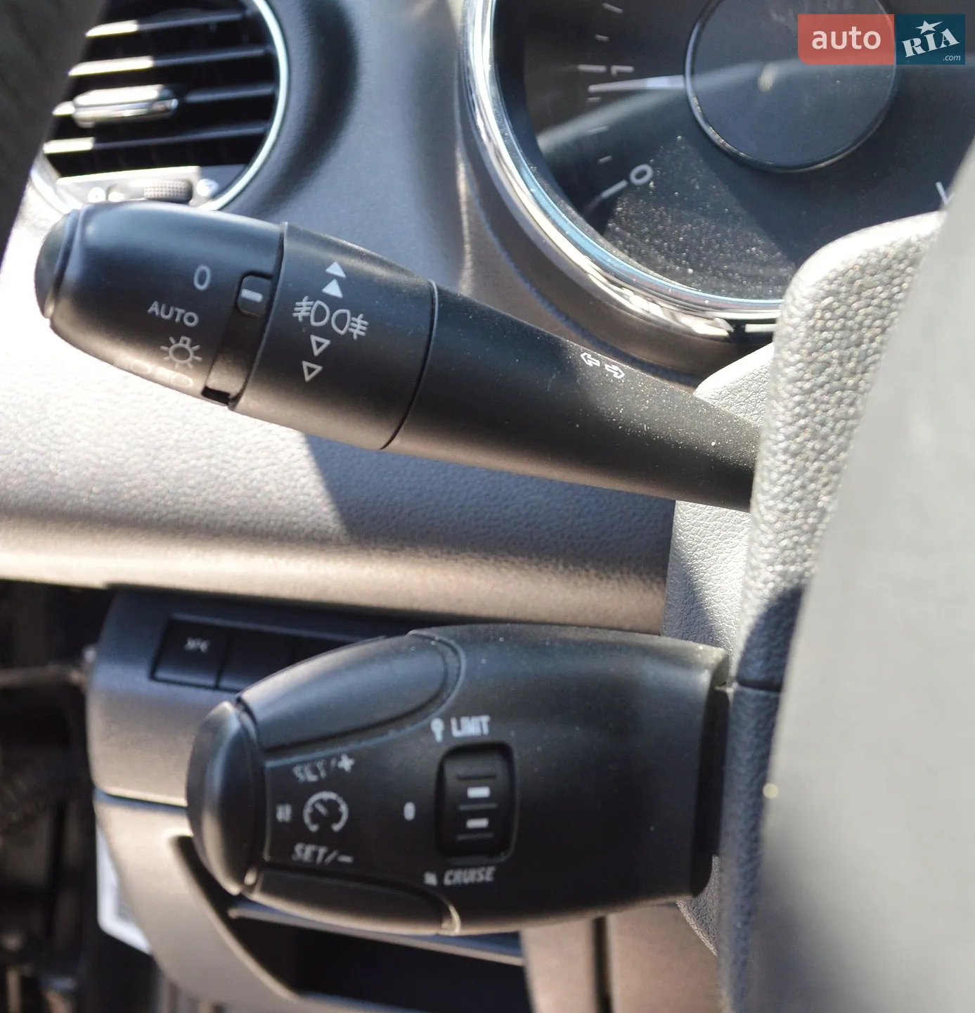 2010 Peugeot 5008 - мініатюра 23