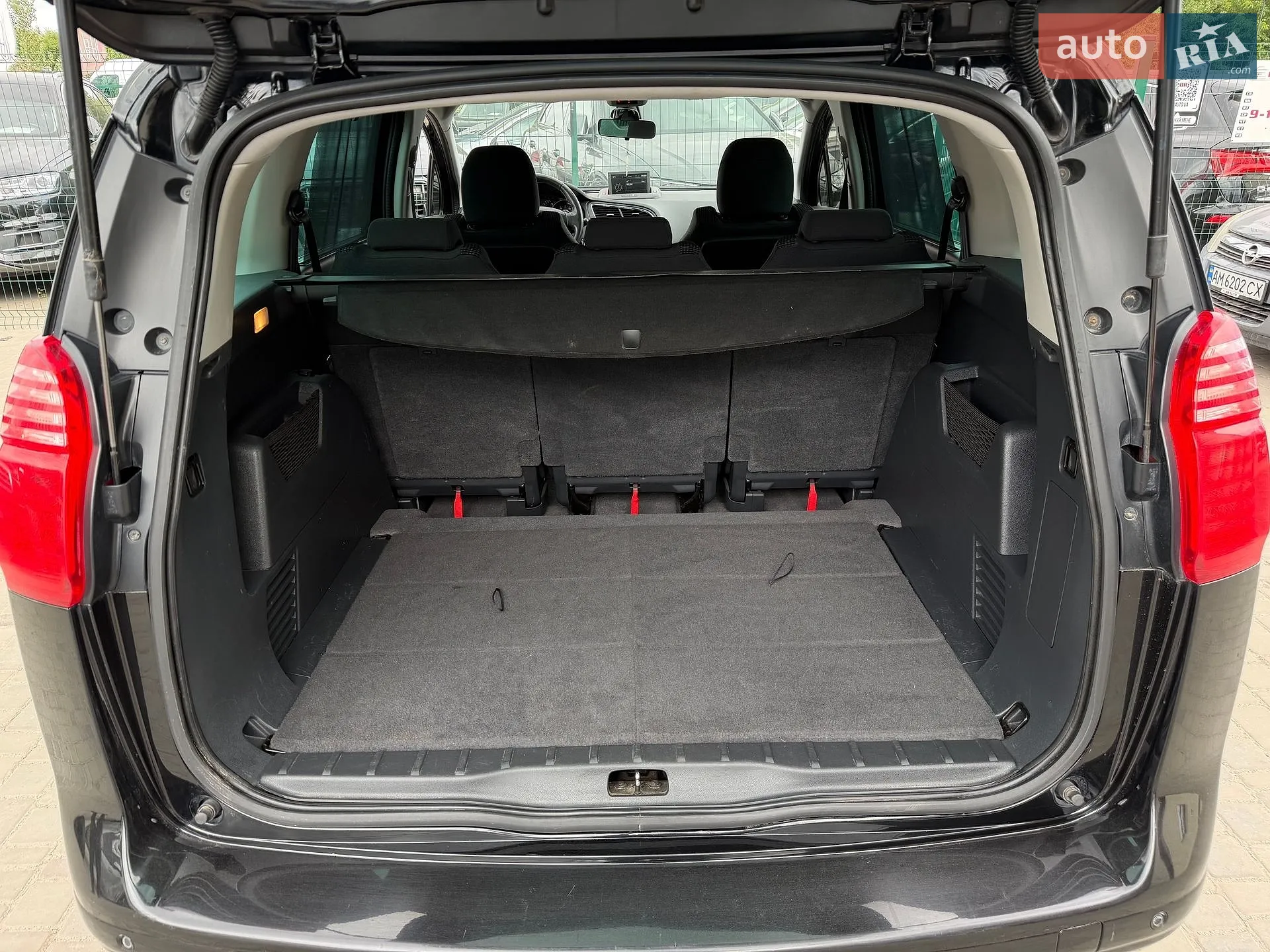 2014 Peugeot 5008 - мініатюра 30