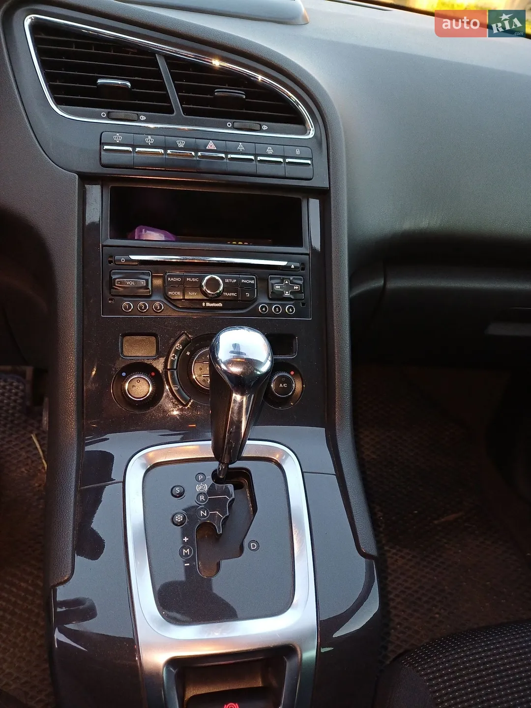 2013 Peugeot 5008 - мініатюра 26