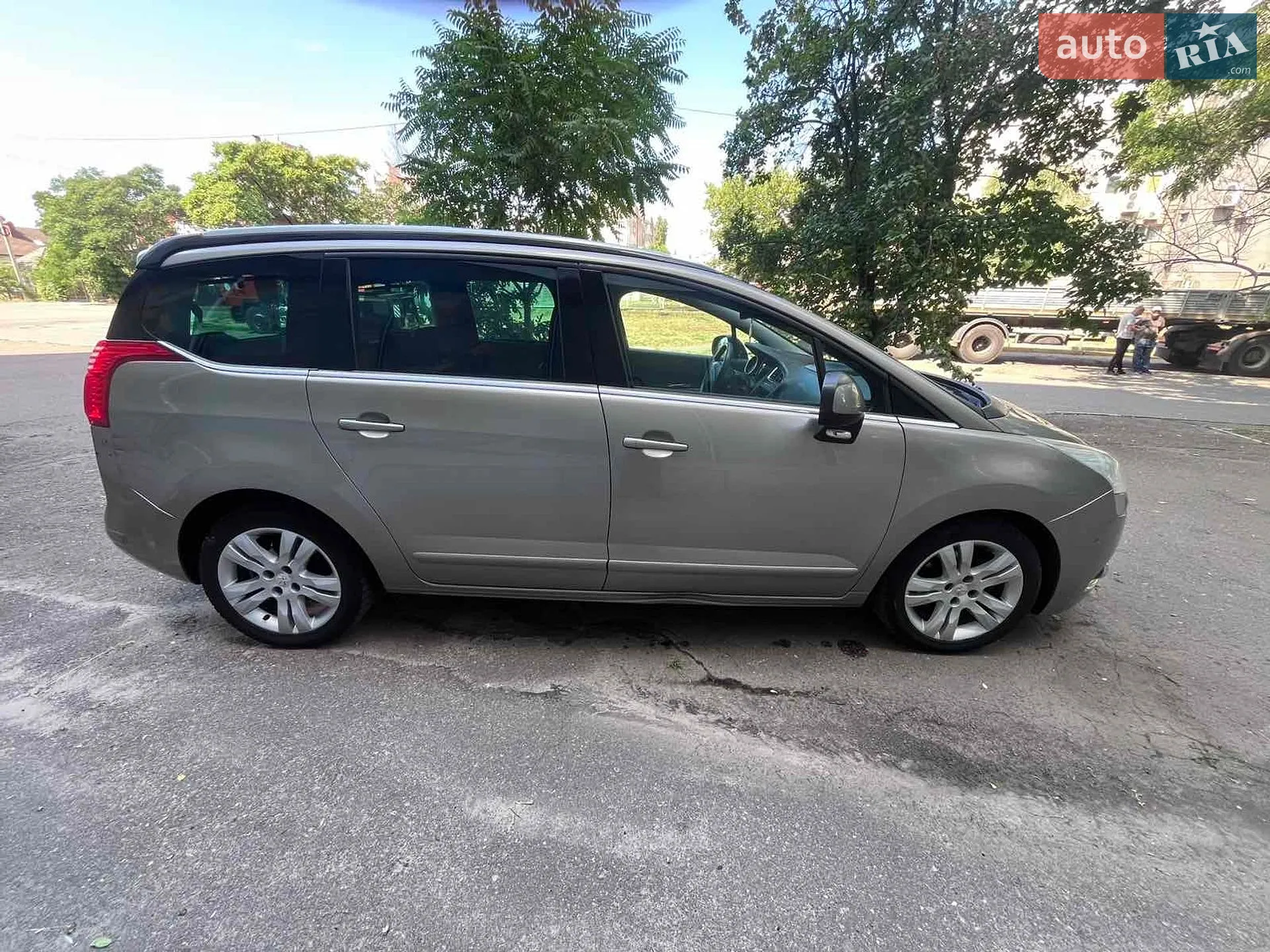 2011 Peugeot 5008 - мініатюра 7