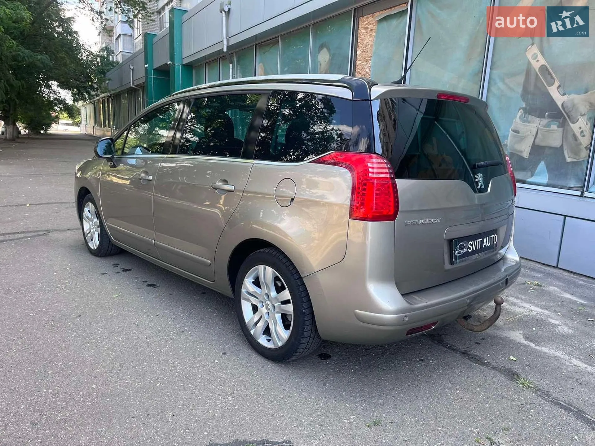 2011 Peugeot 5008 - мініатюра 10