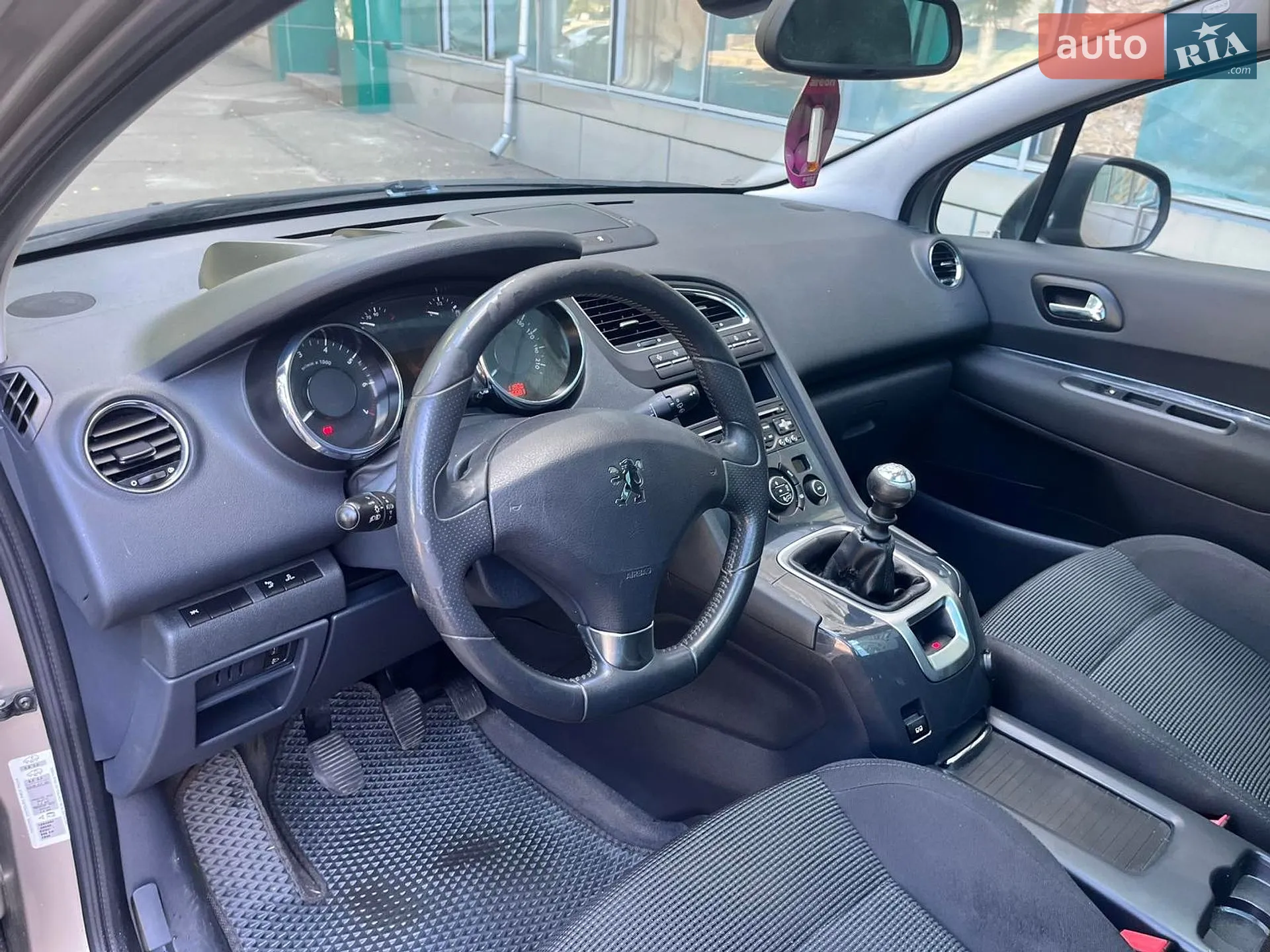 2011 Peugeot 5008 - мініатюра 13