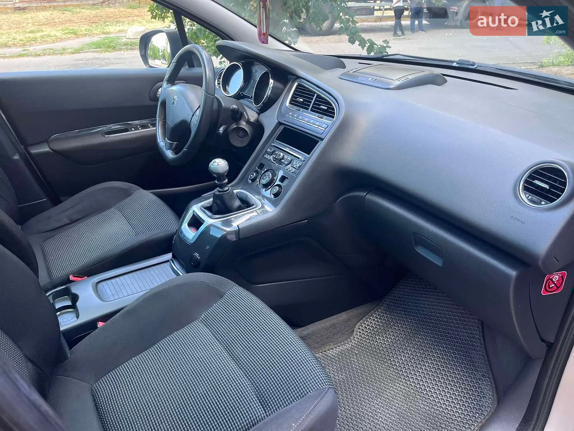 2011 Peugeot 5008 - мініатюра 21