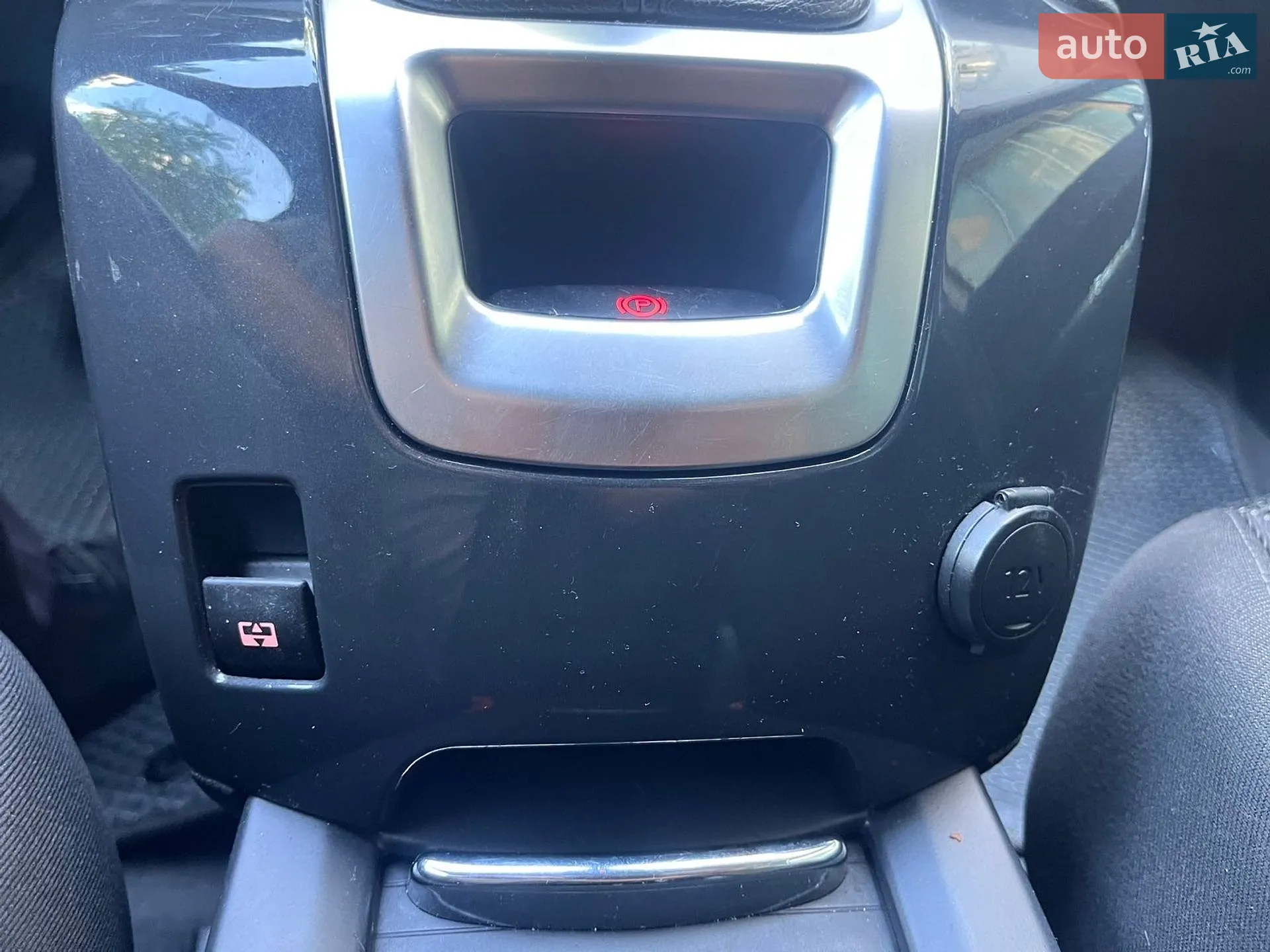 2011 Peugeot 5008 - мініатюра 28