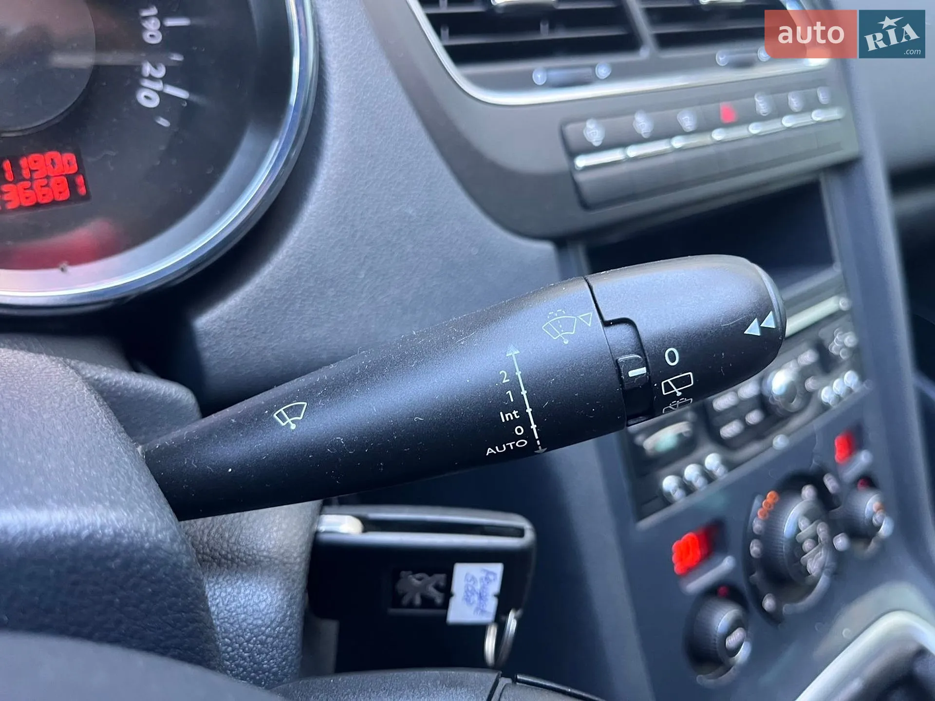 2011 Peugeot 5008 - мініатюра 33