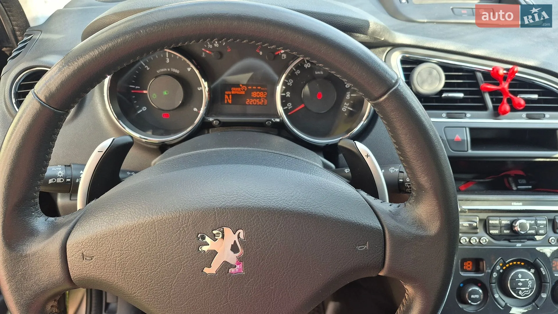 2011 Peugeot 5008 - мініатюра 14