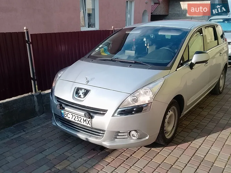 Peugeot 5008
