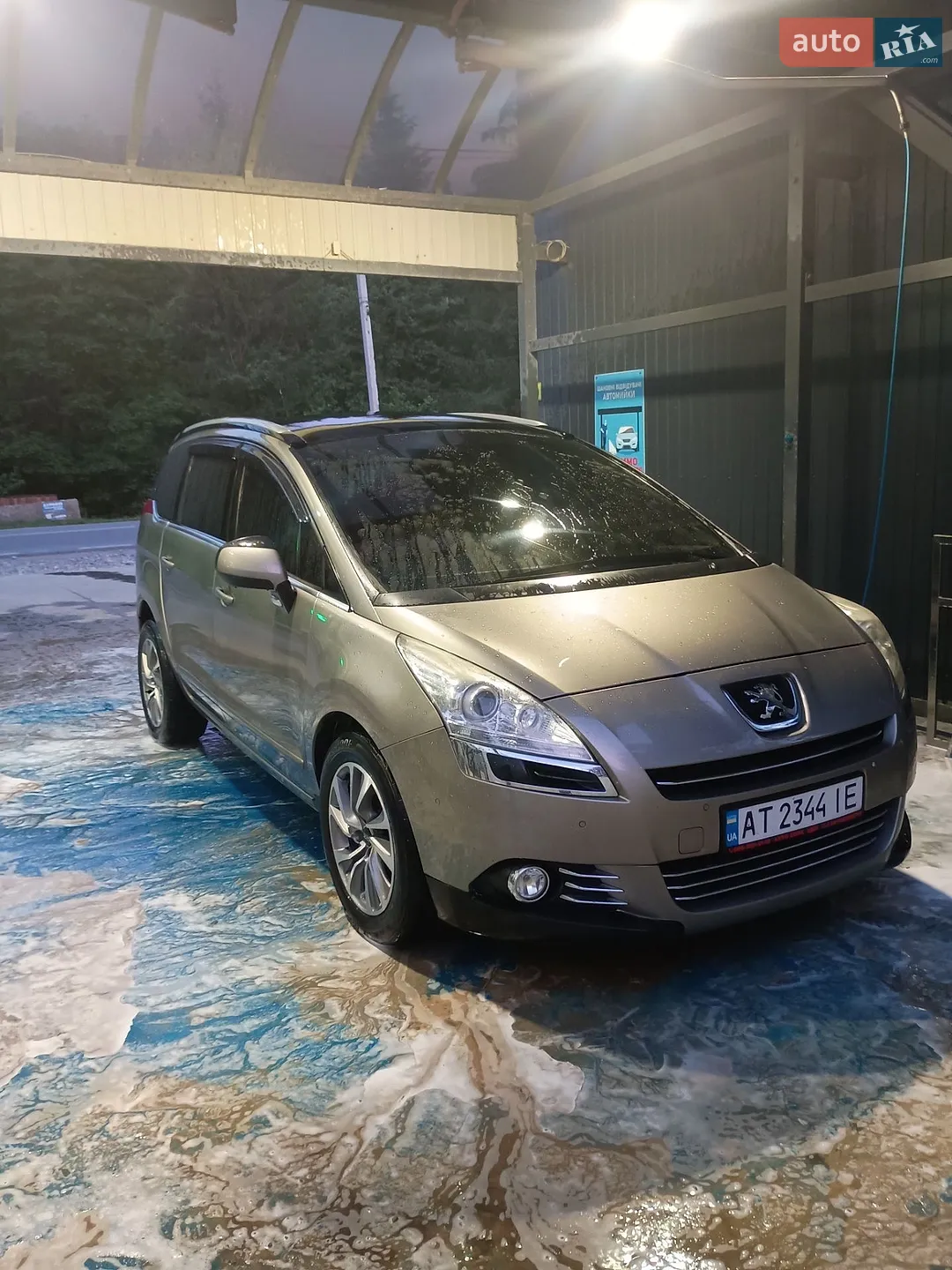 2010 Peugeot 5008 - мініатюра 8