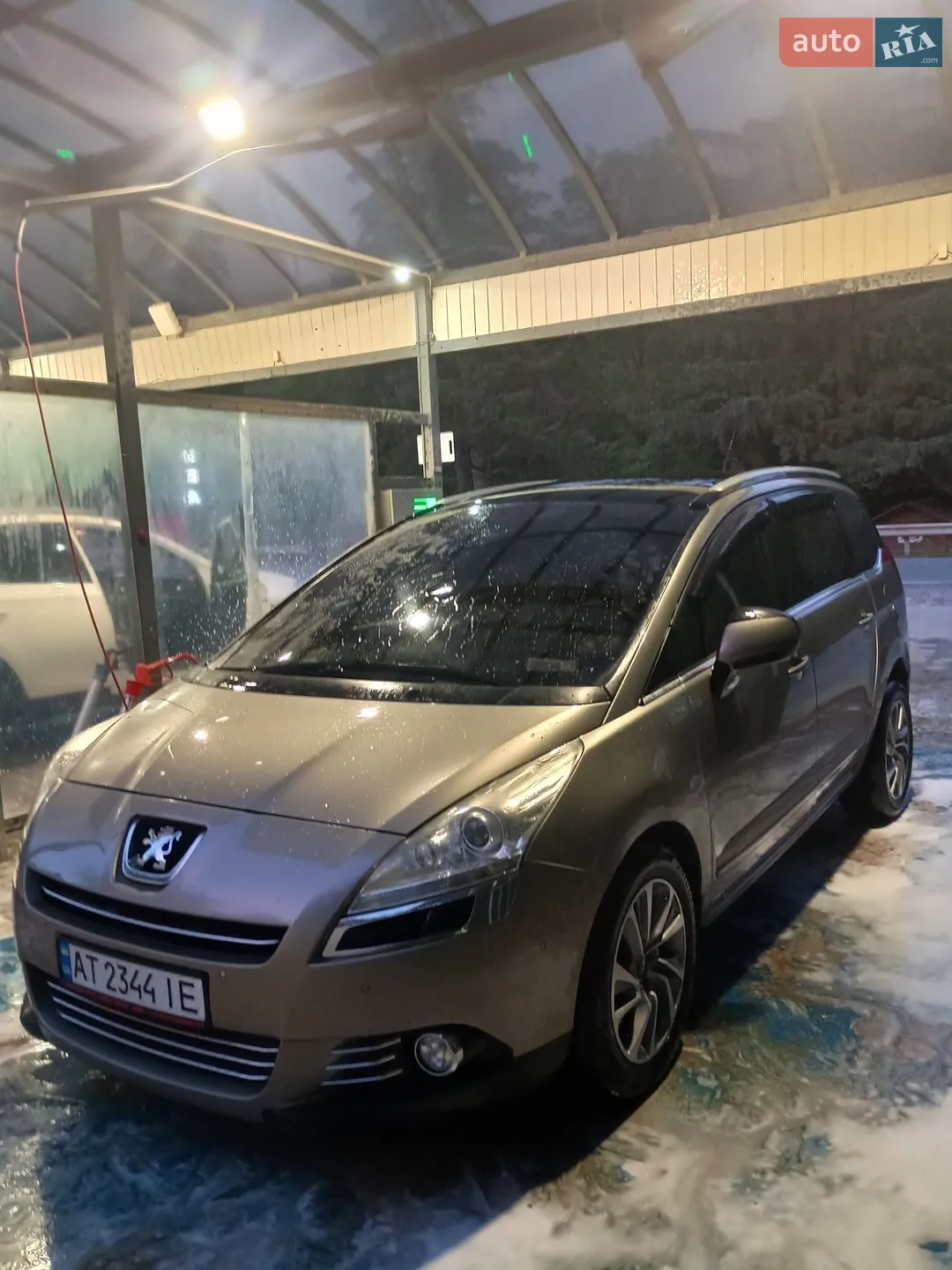 2010 Peugeot 5008 - мініатюра 9