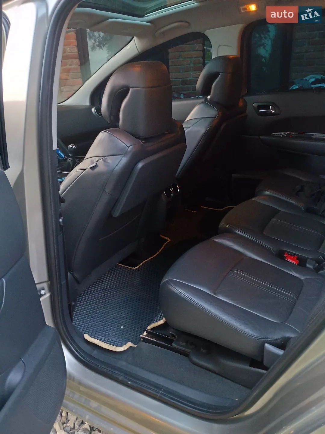 2010 Peugeot 5008 - мініатюра 4