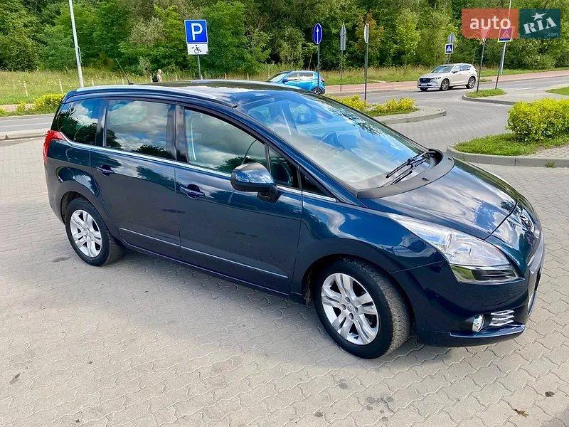 Peugeot 5008