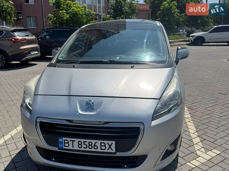 Peugeot 5008