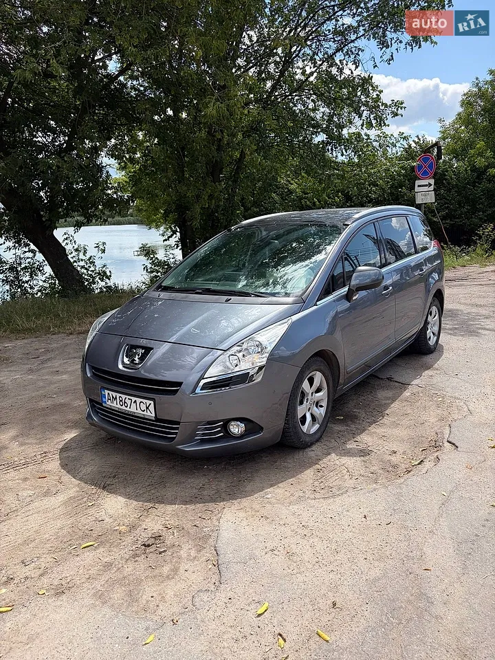 2011 Peugeot 5008 - мініатюра 17